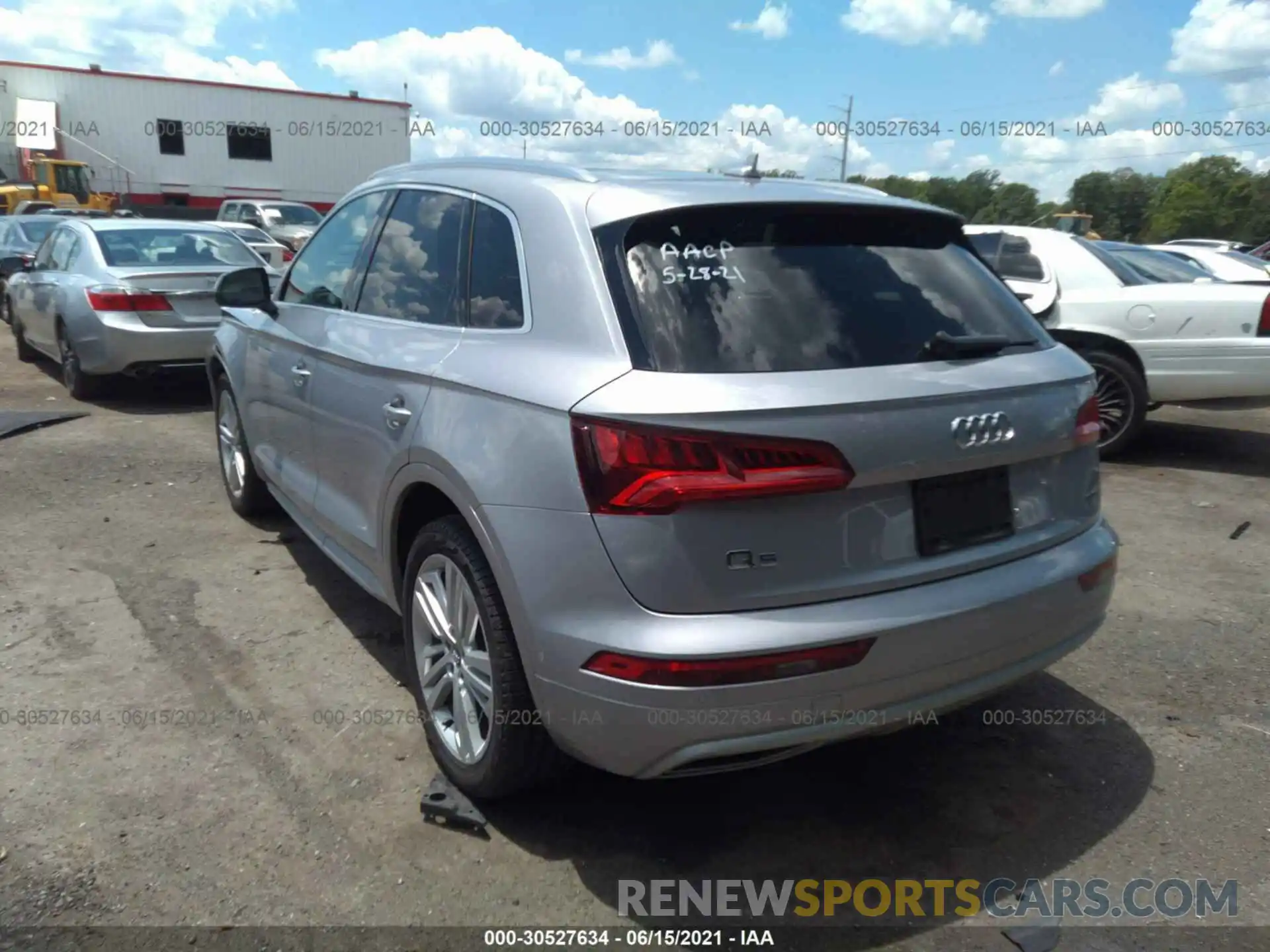 3 Фотография поврежденного автомобиля WA1BNAFY9K2114996 AUDI Q5 2019