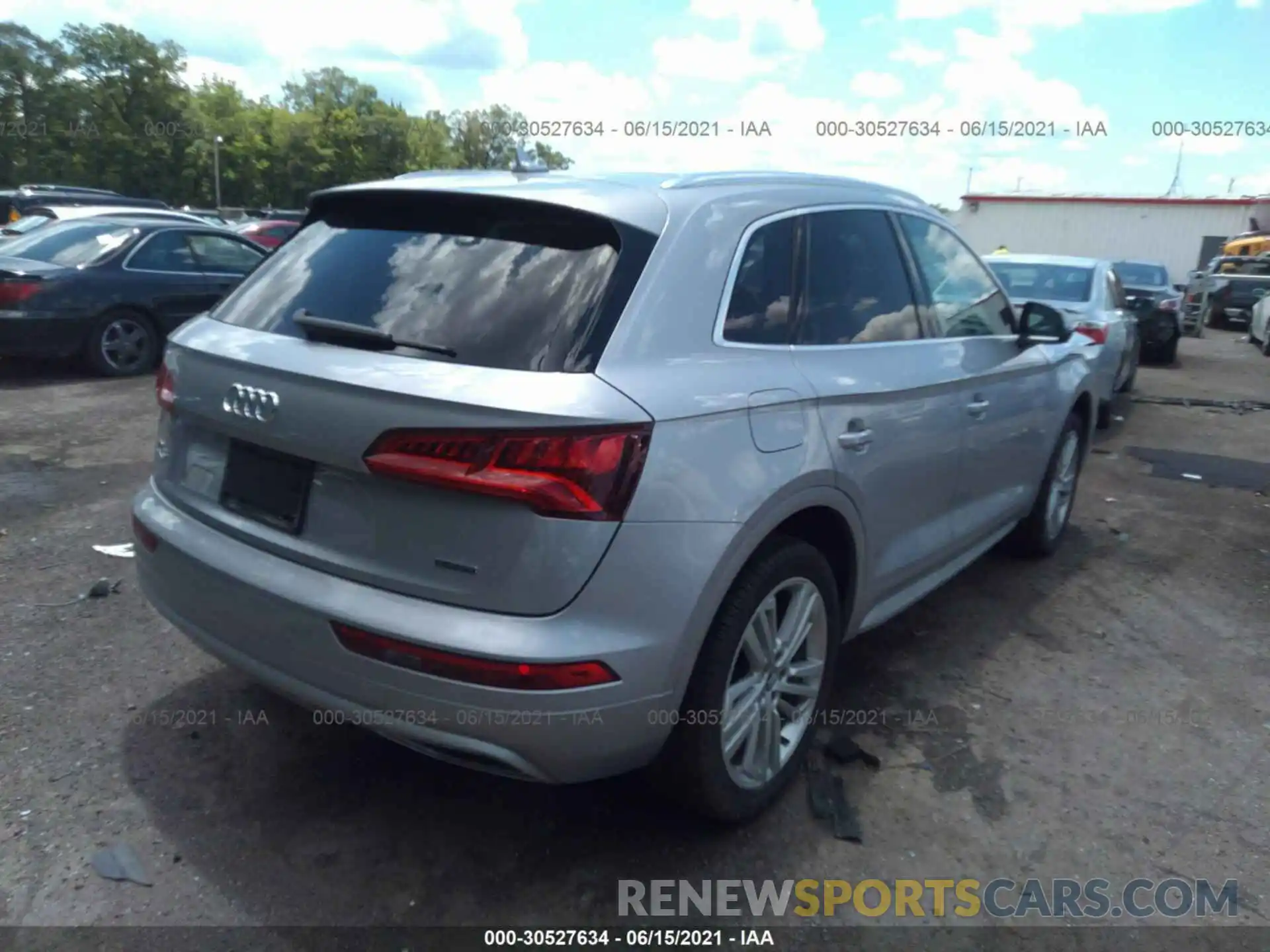 4 Фотография поврежденного автомобиля WA1BNAFY9K2114996 AUDI Q5 2019