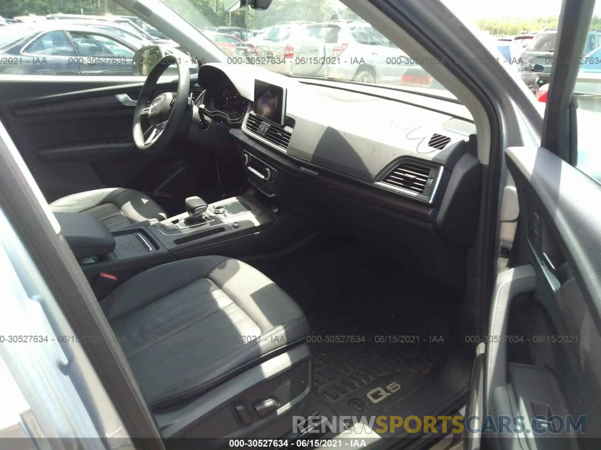 5 Photograph of a damaged car WA1BNAFY9K2114996 AUDI Q5 2019