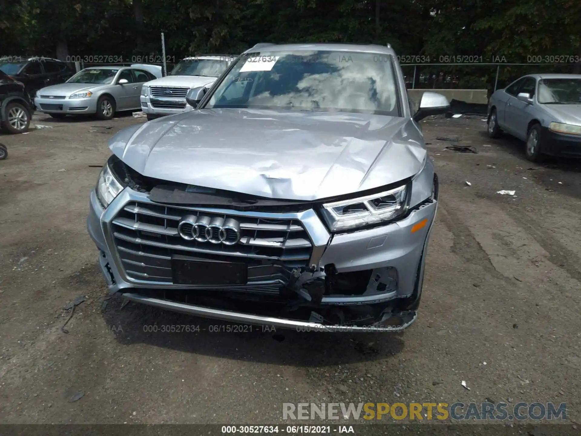 6 Photograph of a damaged car WA1BNAFY9K2114996 AUDI Q5 2019