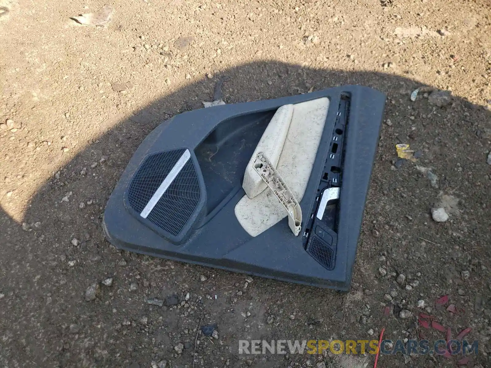 9 Photograph of a damaged car WA1BNAFY9K2116795 AUDI Q5 2019