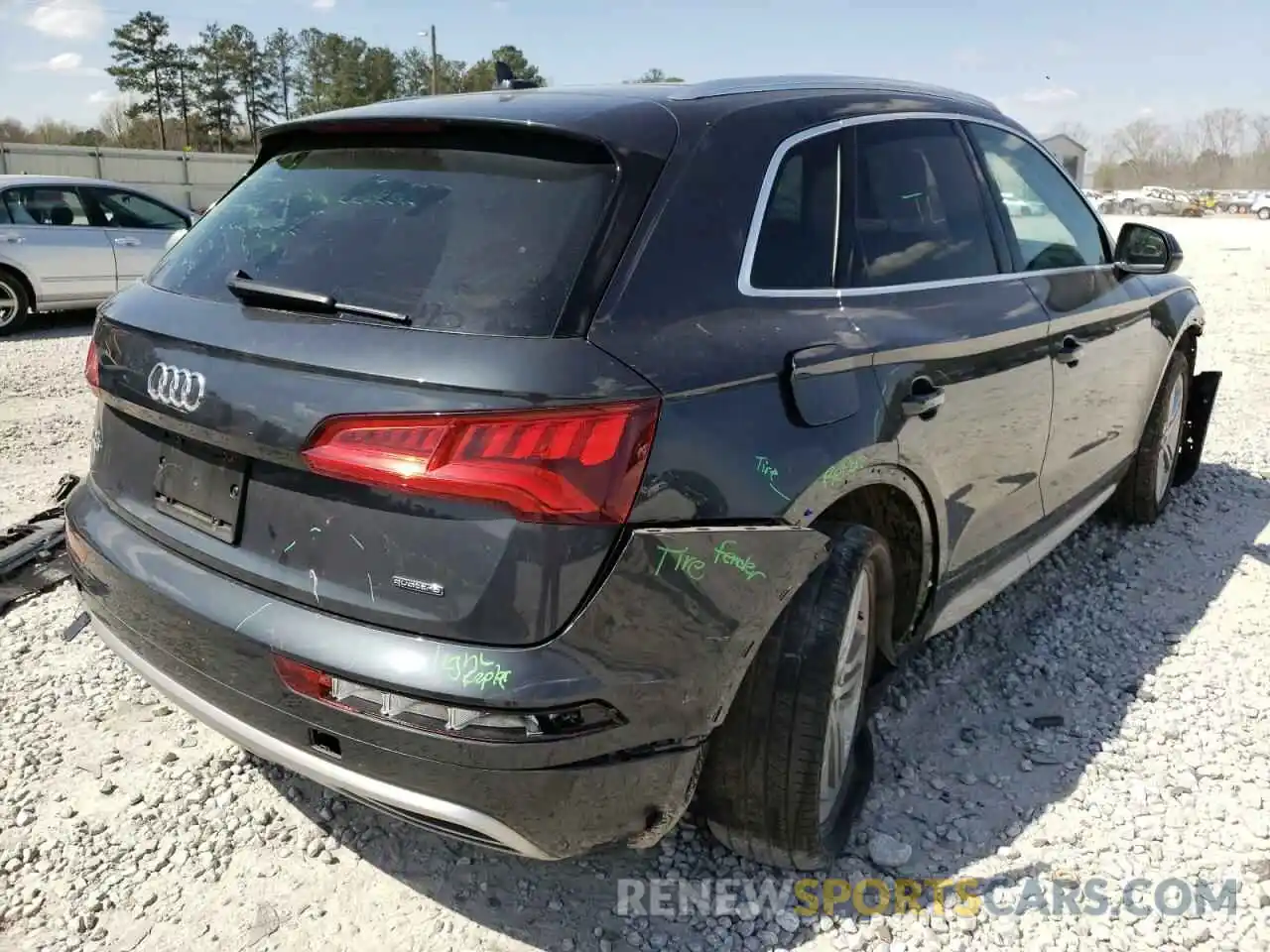 4 Фотография поврежденного автомобиля WA1BNAFY9K2117123 AUDI Q5 2019