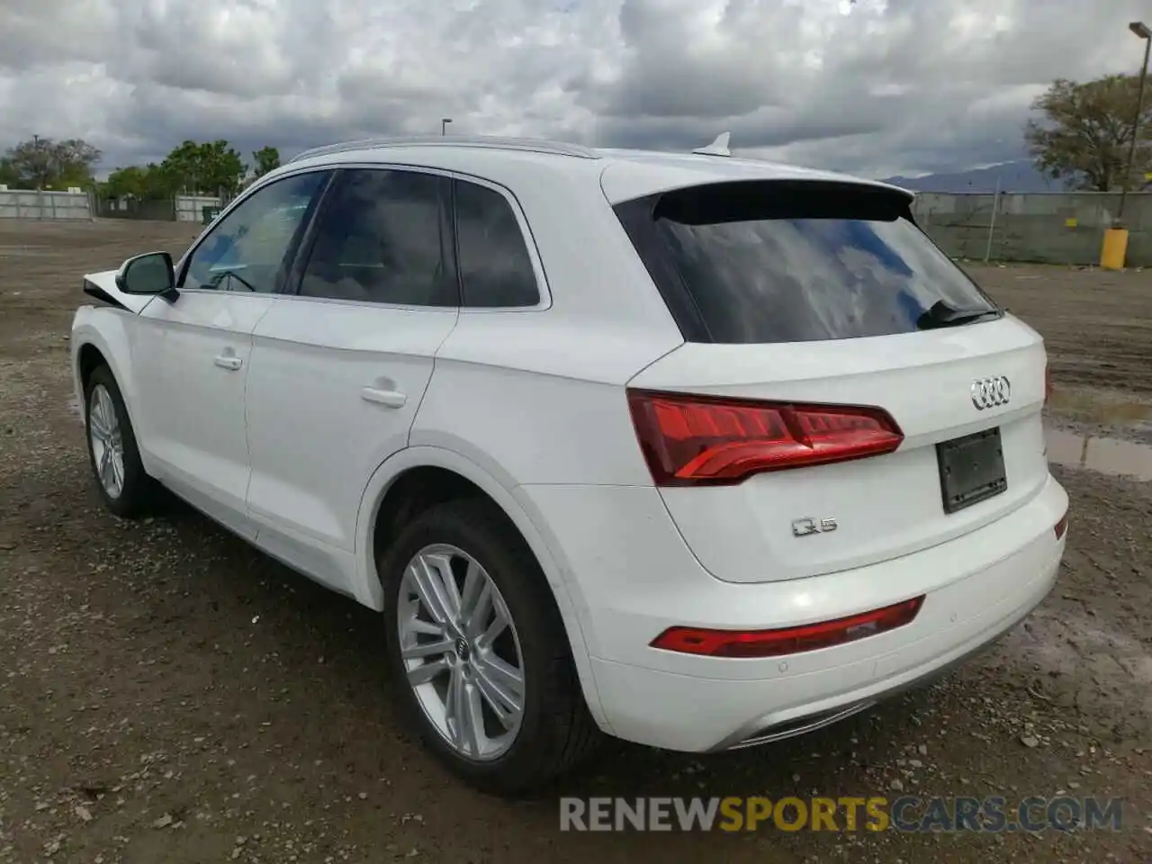 3 Фотография поврежденного автомобиля WA1BNAFY9K2123908 AUDI Q5 2019