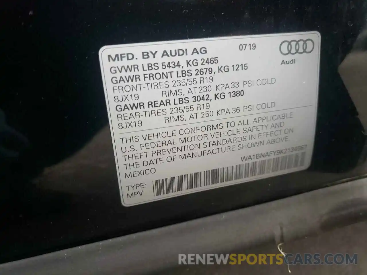 10 Photograph of a damaged car WA1BNAFY9K2134567 AUDI Q5 2019