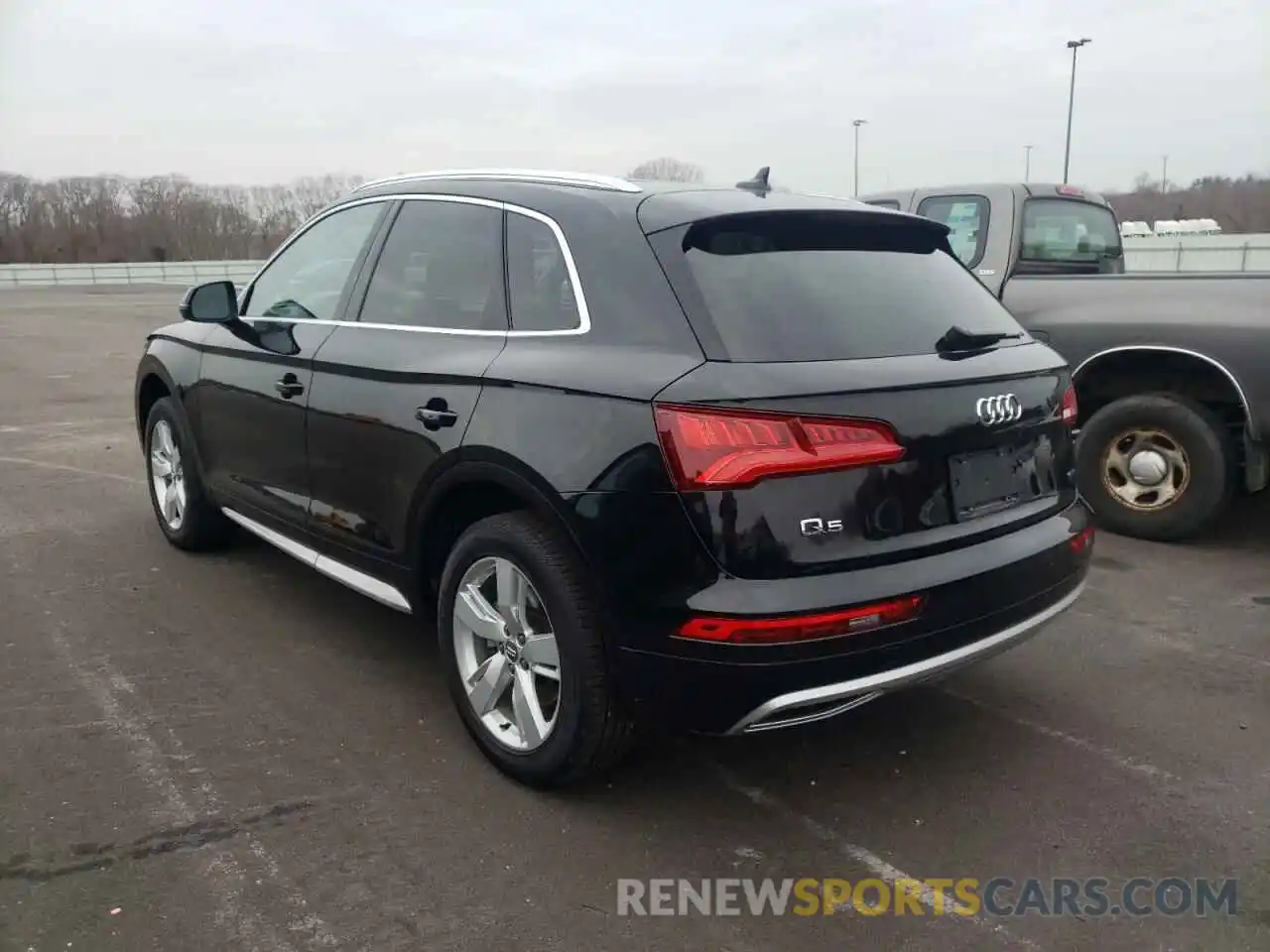 3 Photograph of a damaged car WA1BNAFY9K2134567 AUDI Q5 2019