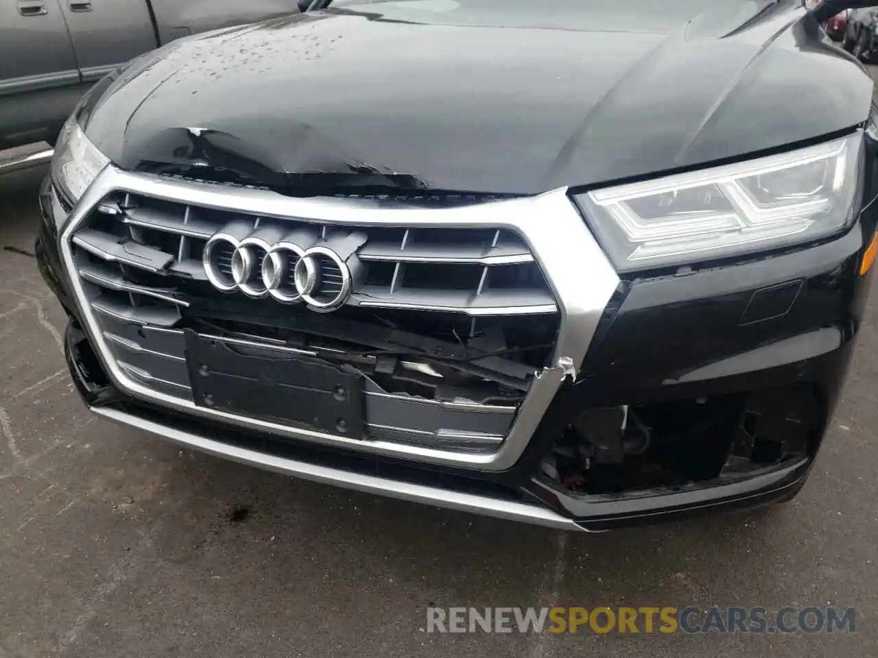 9 Photograph of a damaged car WA1BNAFY9K2134567 AUDI Q5 2019