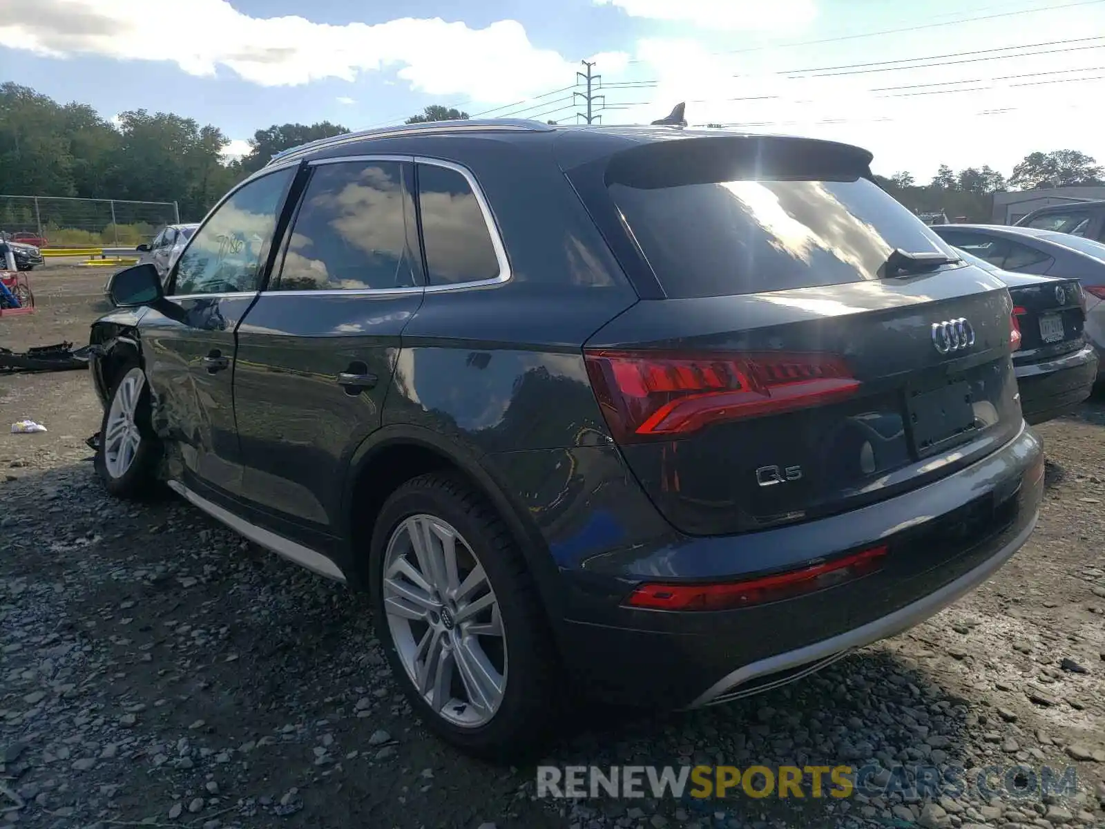 3 Фотография поврежденного автомобиля WA1BNAFY9K2136688 AUDI Q5 2019