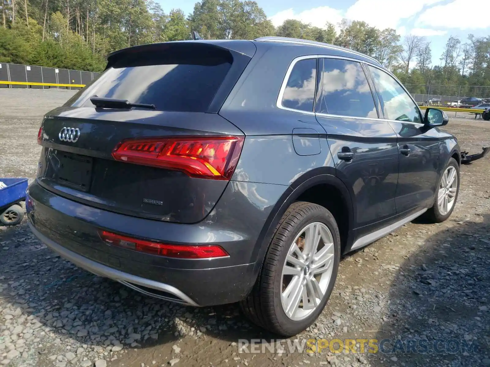 4 Фотография поврежденного автомобиля WA1BNAFY9K2136688 AUDI Q5 2019