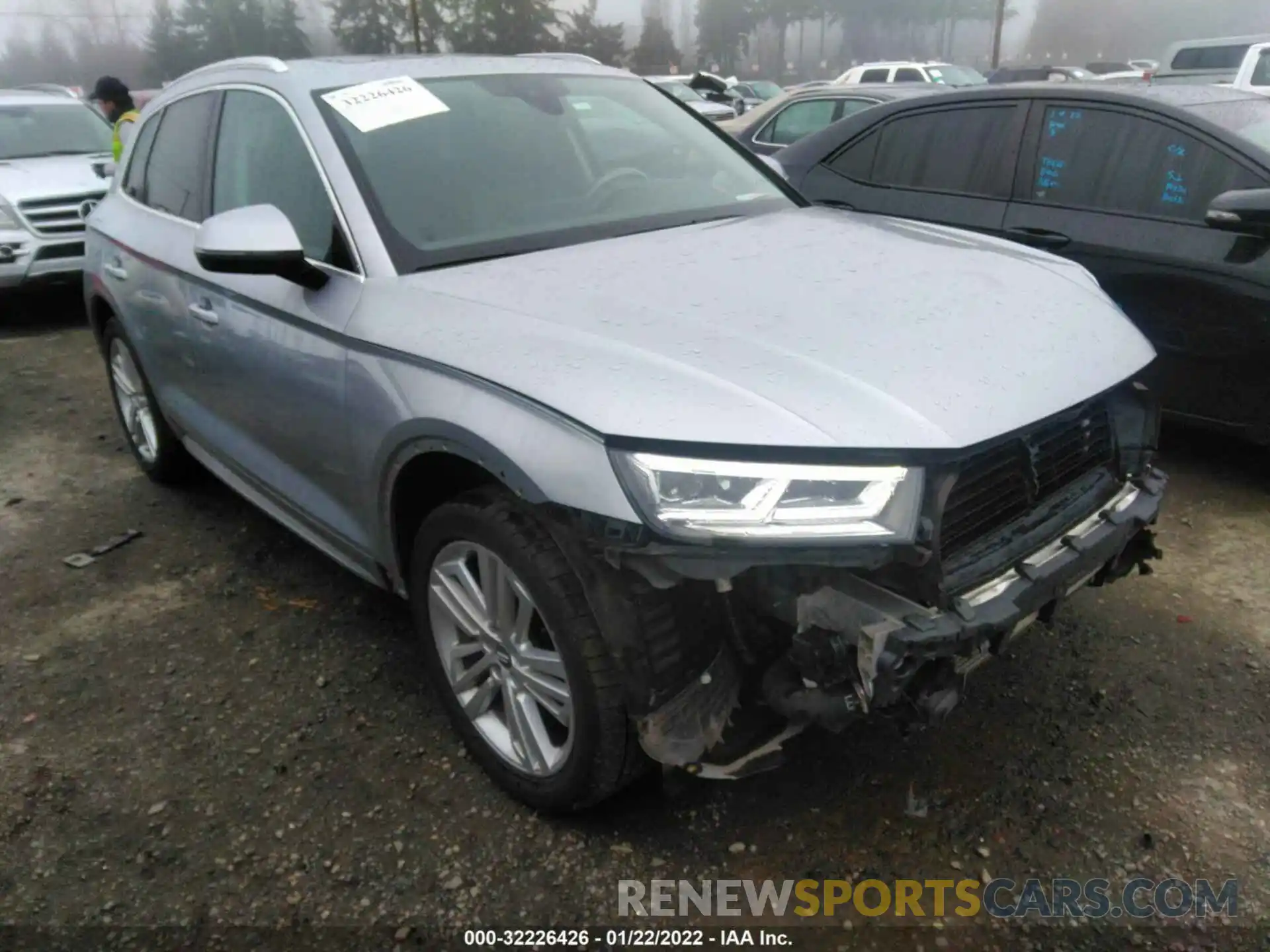 1 Фотография поврежденного автомобиля WA1BNAFYXK2023445 AUDI Q5 2019