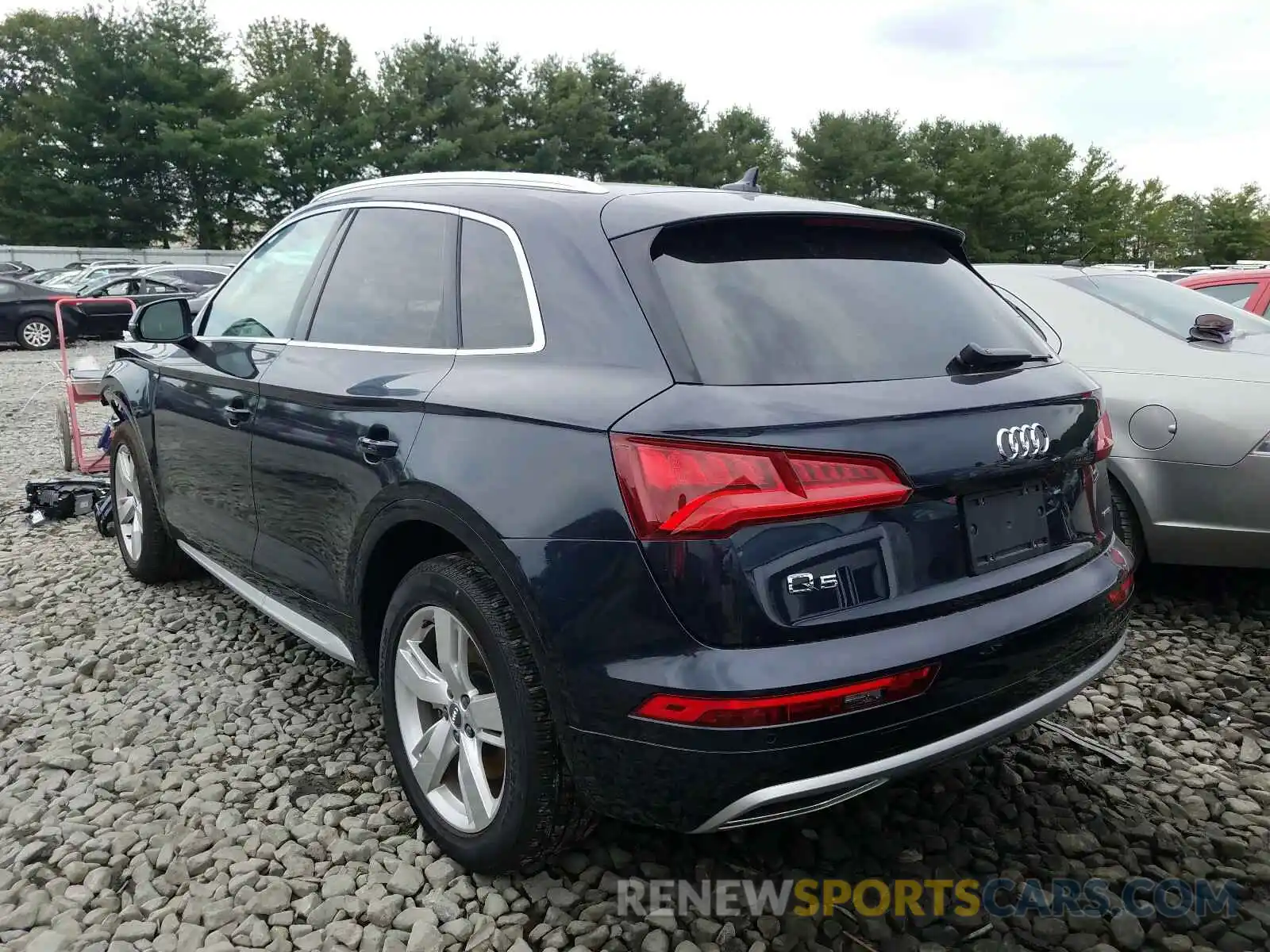 3 Photograph of a damaged car WA1BNAFYXK2029682 AUDI Q5 2019