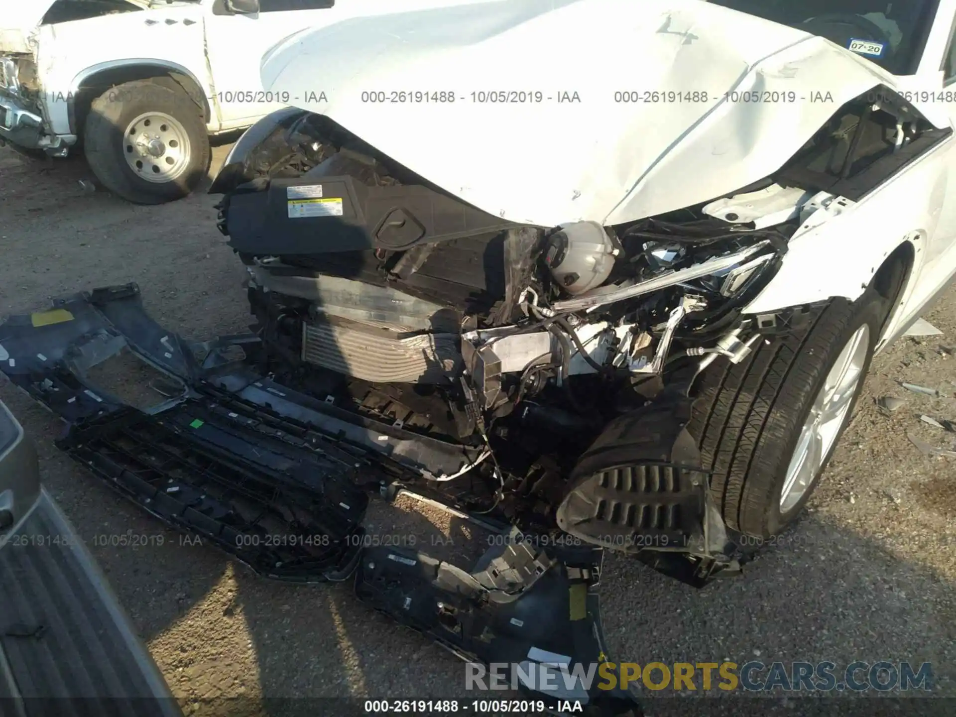 6 Photograph of a damaged car WA1BNAFYXK2036003 AUDI Q5 2019