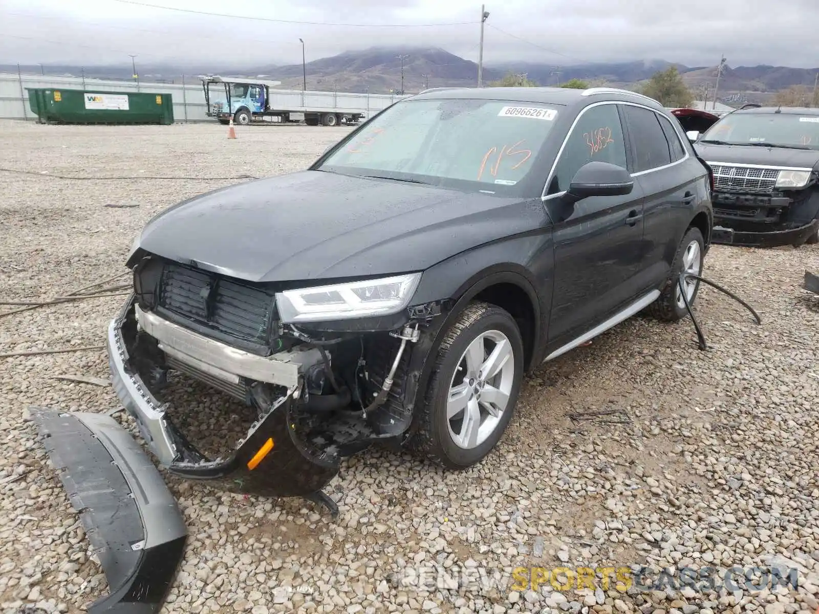 2 Фотография поврежденного автомобиля WA1BNAFYXK2041752 AUDI Q5 2019