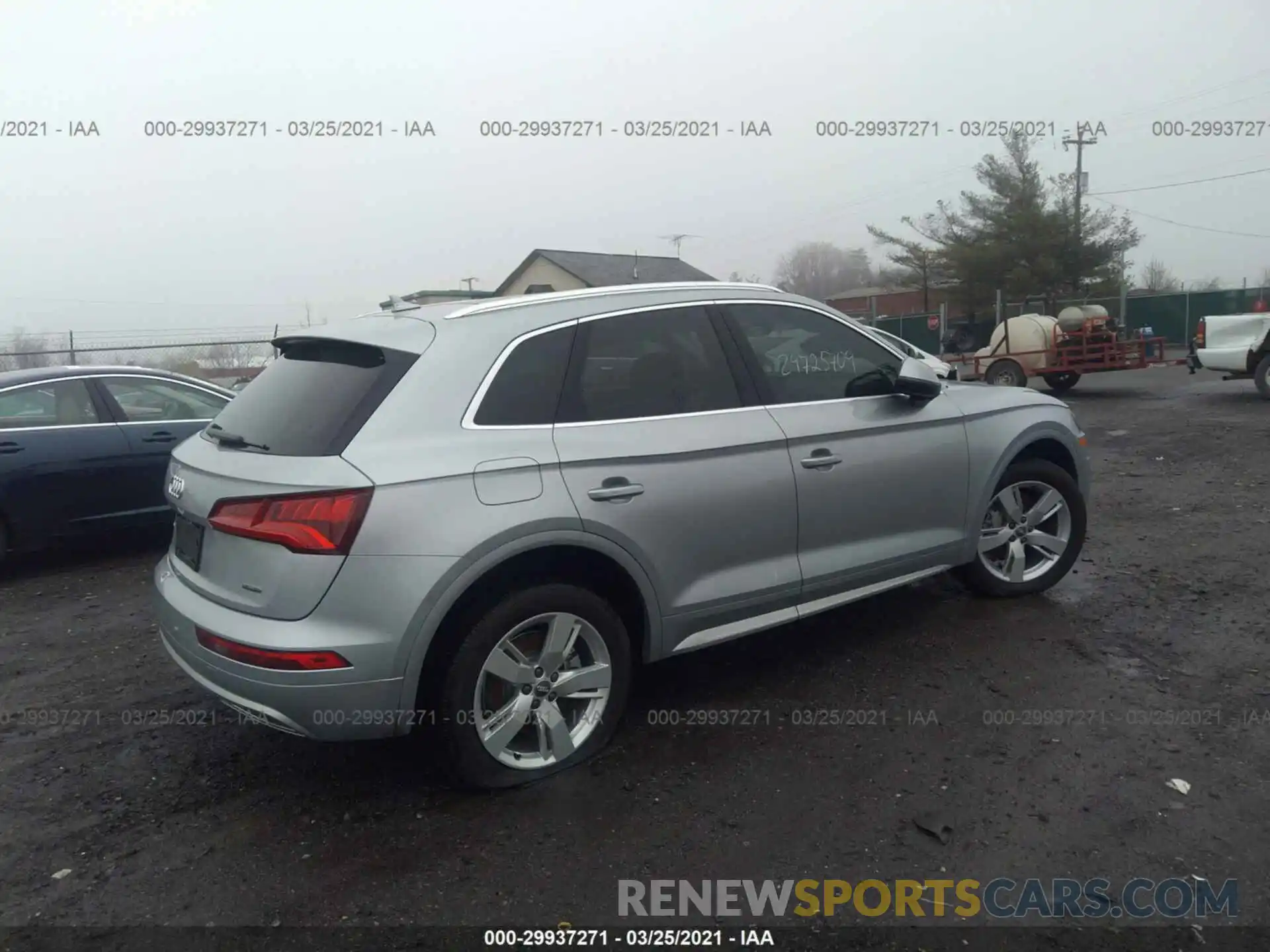 4 Фотография поврежденного автомобиля WA1BNAFYXK2054680 AUDI Q5 2019