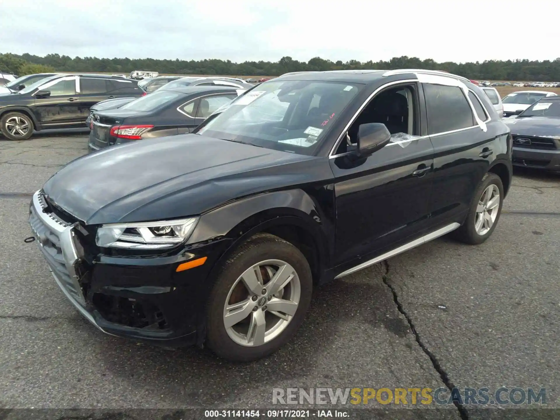 2 Фотография поврежденного автомобиля WA1BNAFYXK2057059 AUDI Q5 2019