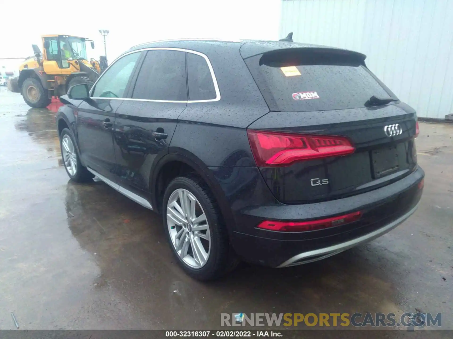 3 Photograph of a damaged car WA1BNAFYXK2058731 AUDI Q5 2019