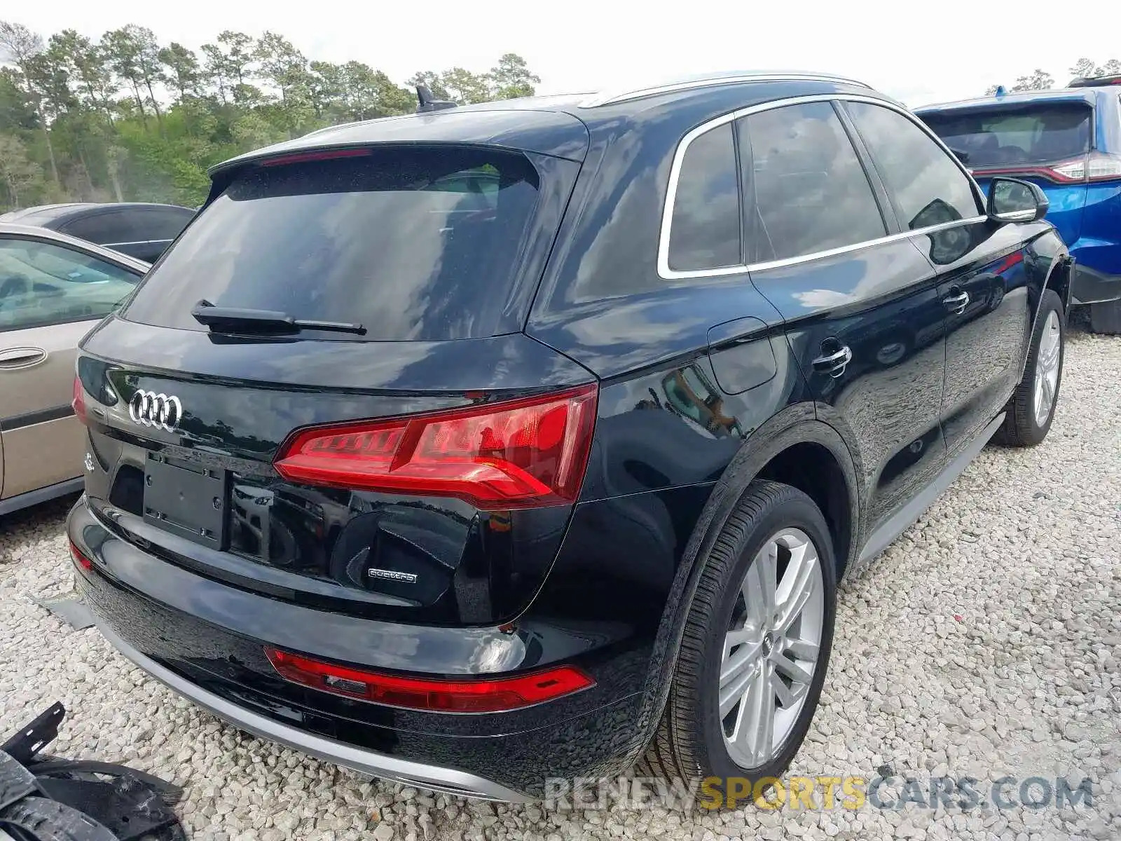 4 Фотография поврежденного автомобиля WA1BNAFYXK2063850 AUDI Q5 2019