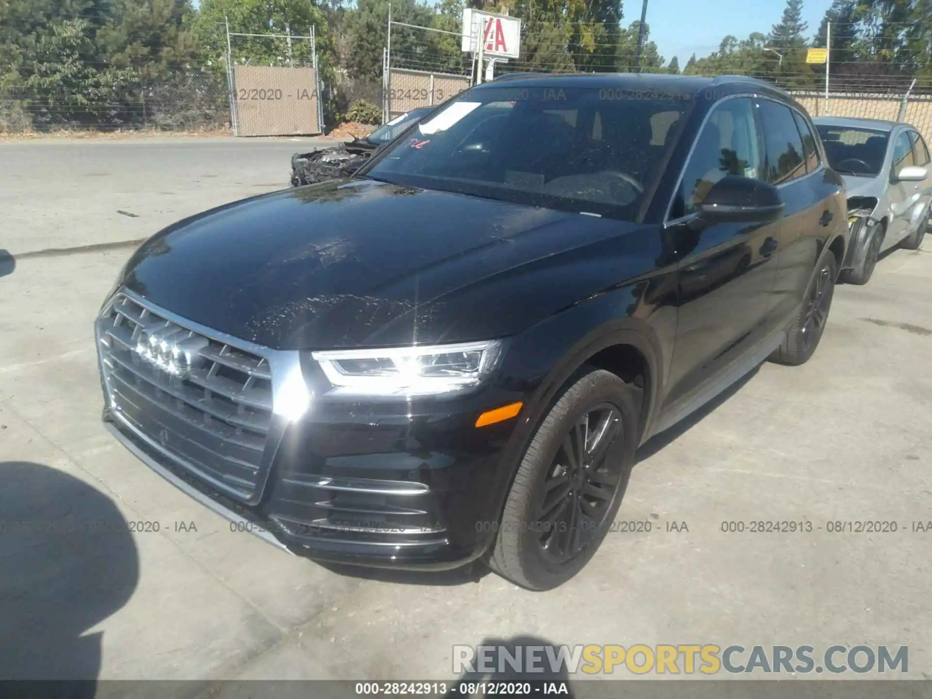 2 Фотография поврежденного автомобиля WA1BNAFYXK2063914 AUDI Q5 2019