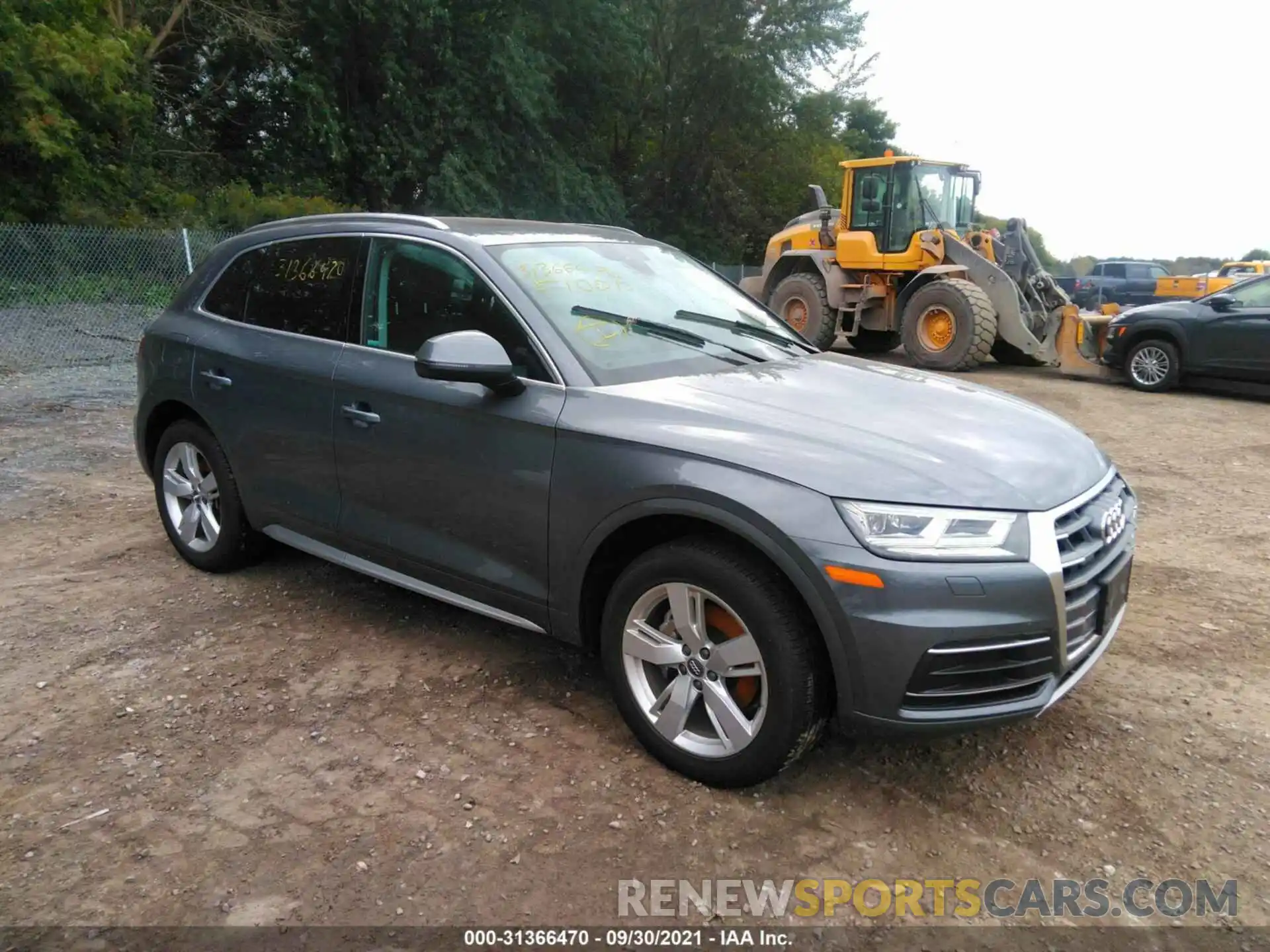 1 Фотография поврежденного автомобиля WA1BNAFYXK2065498 AUDI Q5 2019