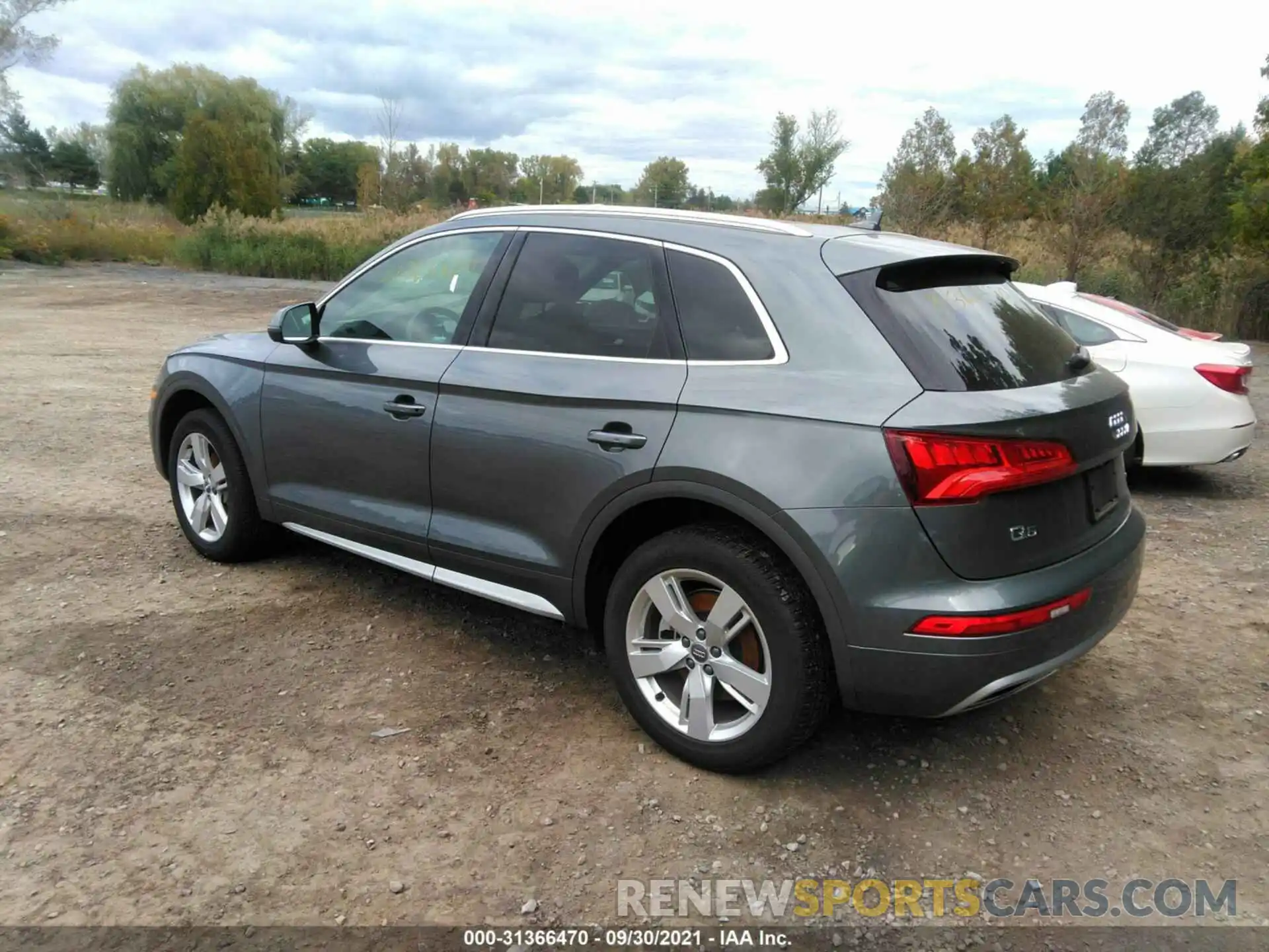 3 Фотография поврежденного автомобиля WA1BNAFYXK2065498 AUDI Q5 2019