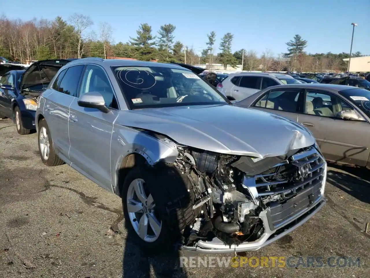 1 Фотография поврежденного автомобиля WA1BNAFYXK2075108 AUDI Q5 2019