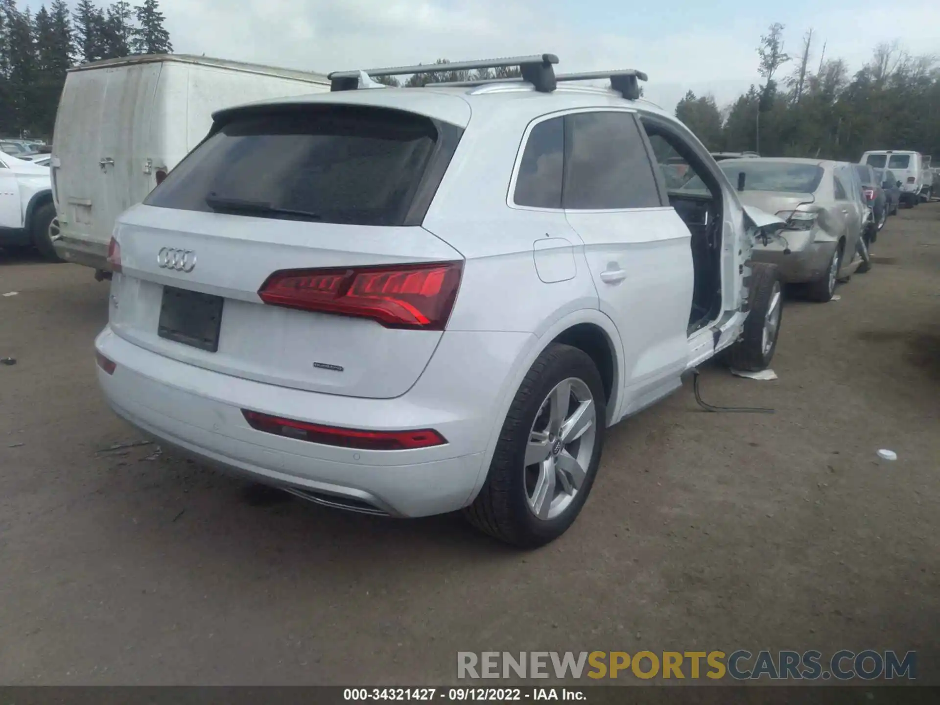 4 Photograph of a damaged car WA1BNAFYXK2081779 AUDI Q5 2019