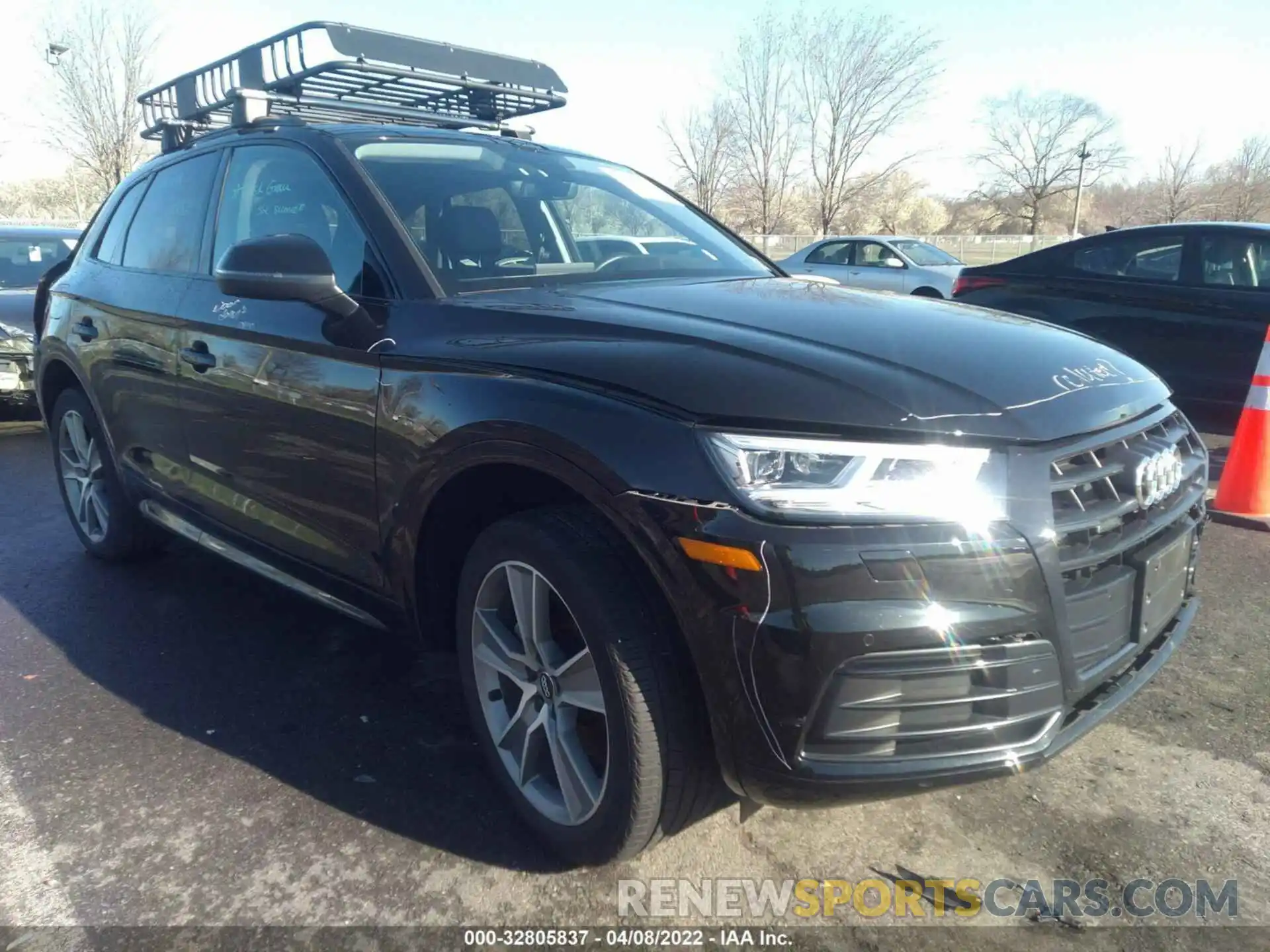 1 Фотография поврежденного автомобиля WA1BNAFYXK2086562 AUDI Q5 2019