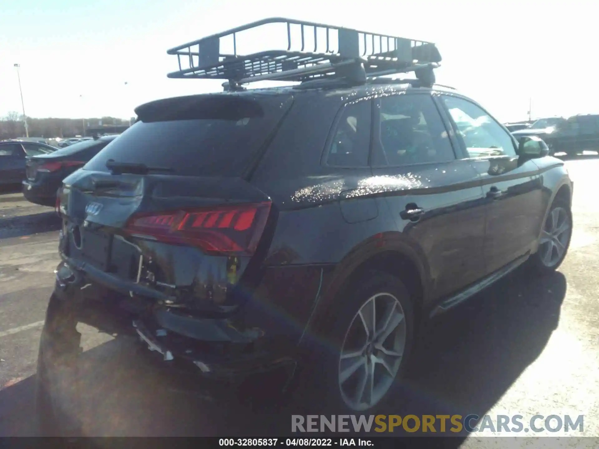 4 Фотография поврежденного автомобиля WA1BNAFYXK2086562 AUDI Q5 2019