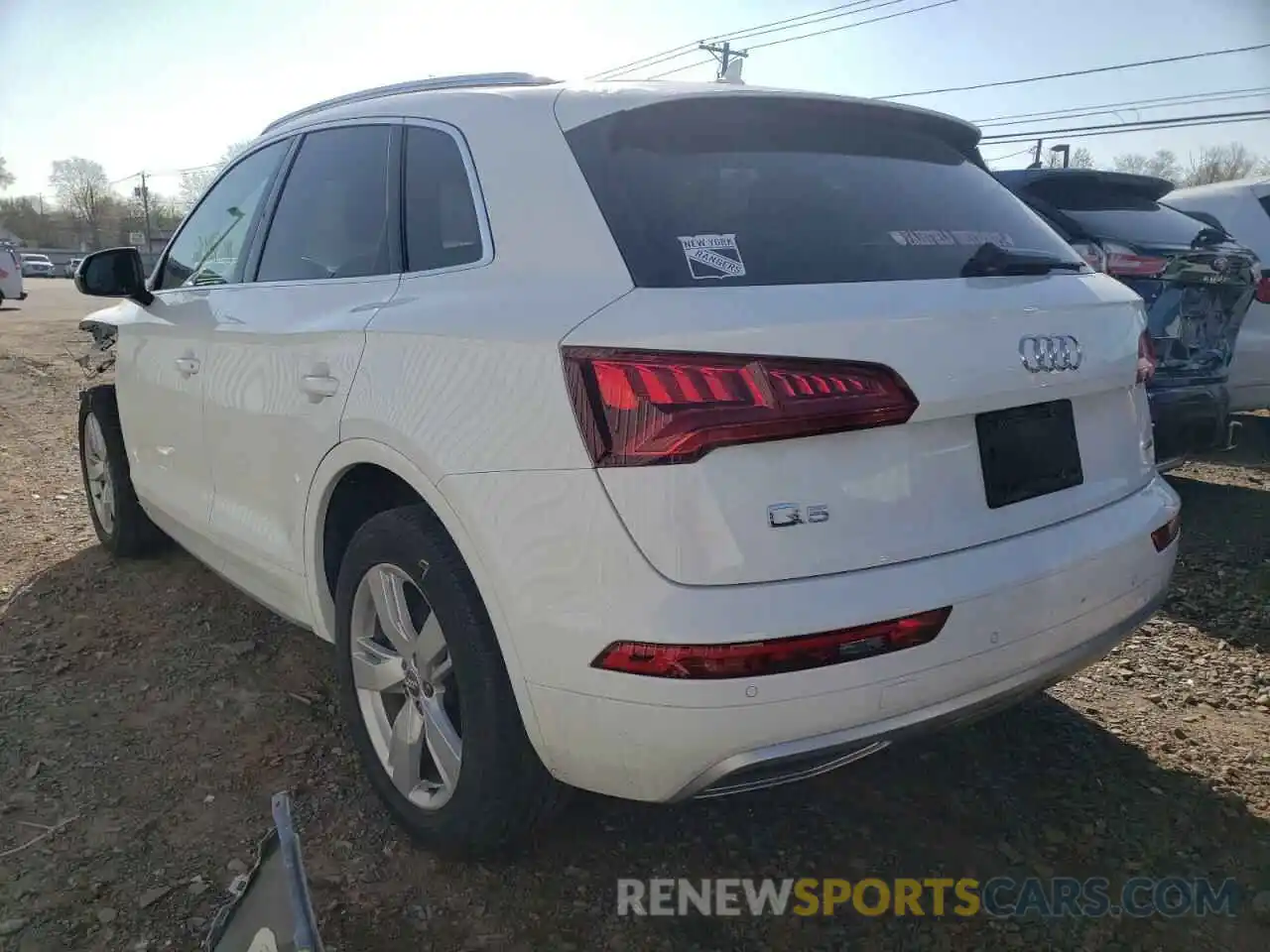 3 Фотография поврежденного автомобиля WA1BNAFYXK2106549 AUDI Q5 2019