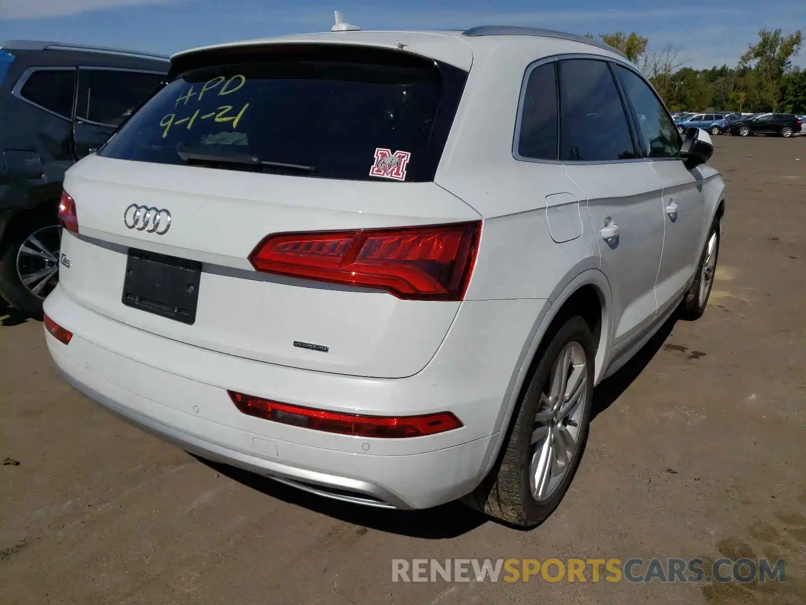 4 Фотография поврежденного автомобиля WA1BNAFYXK2122119 AUDI Q5 2019