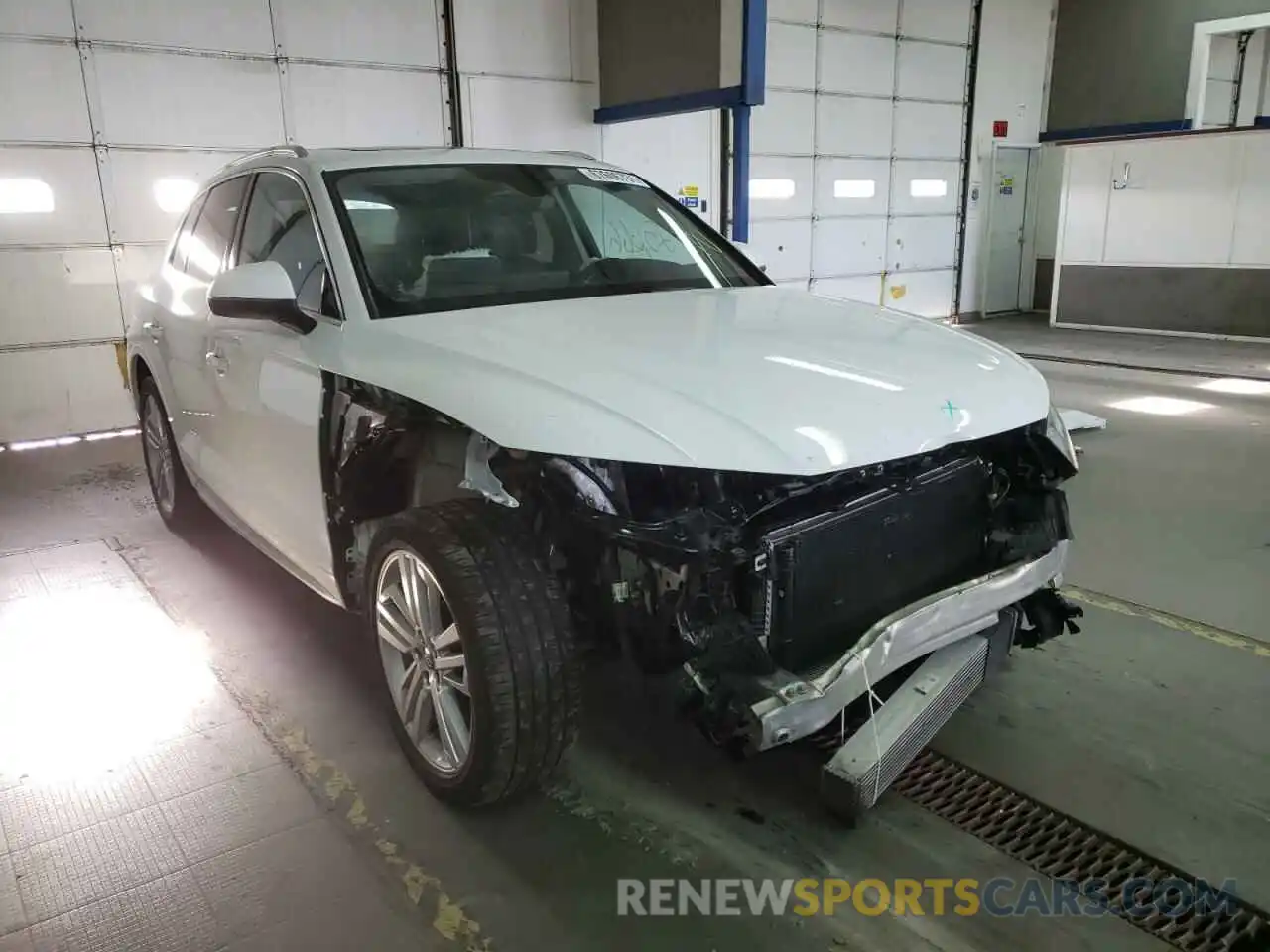 1 Фотография поврежденного автомобиля WA1BNAFYXK2122542 AUDI Q5 2019