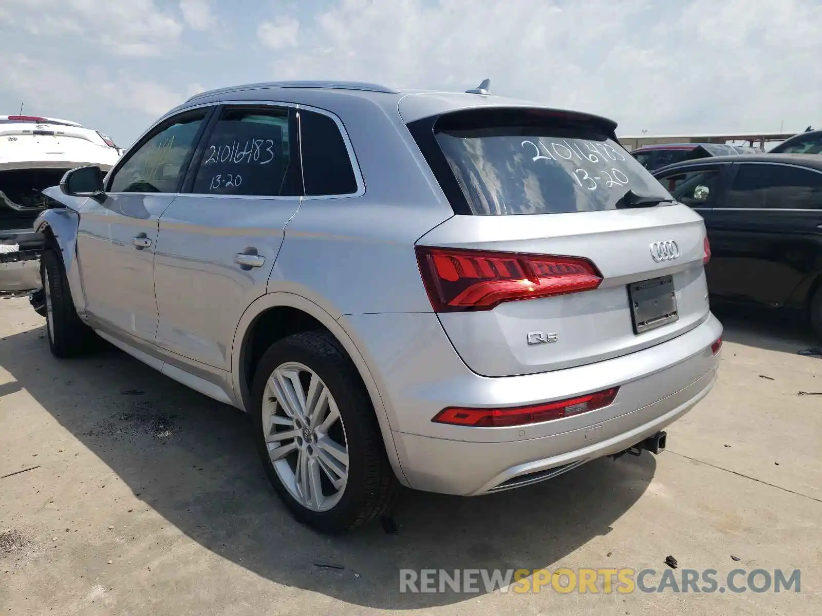 3 Фотография поврежденного автомобиля WA1BNAFYXK2122959 AUDI Q5 2019