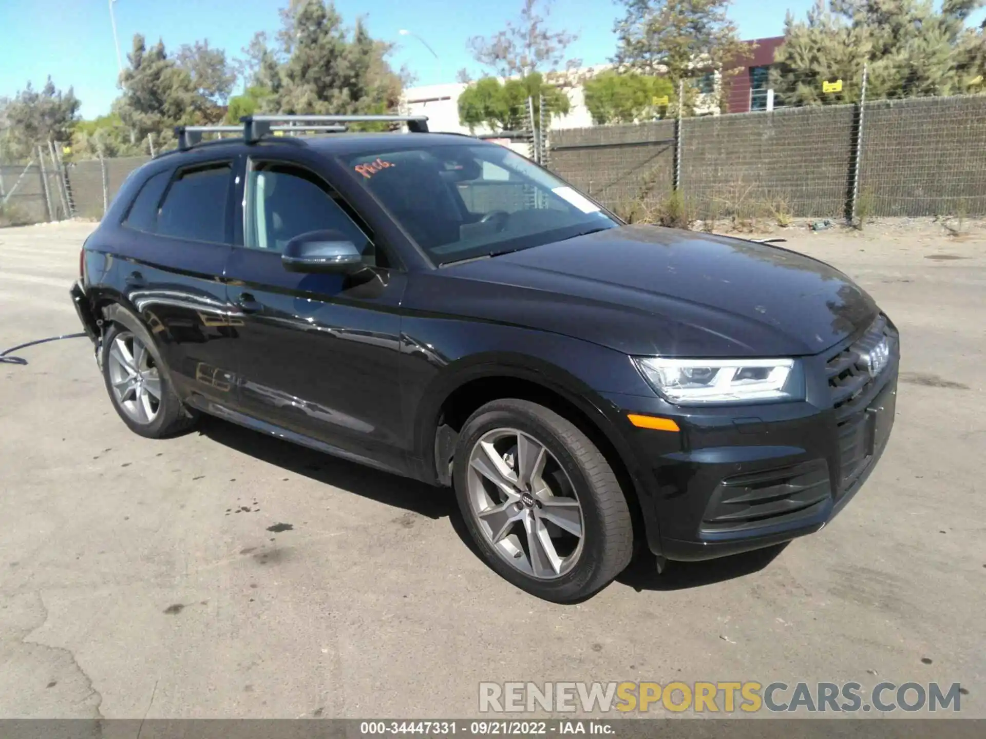 1 Фотография поврежденного автомобиля WA1BNAFYXK2132231 AUDI Q5 2019