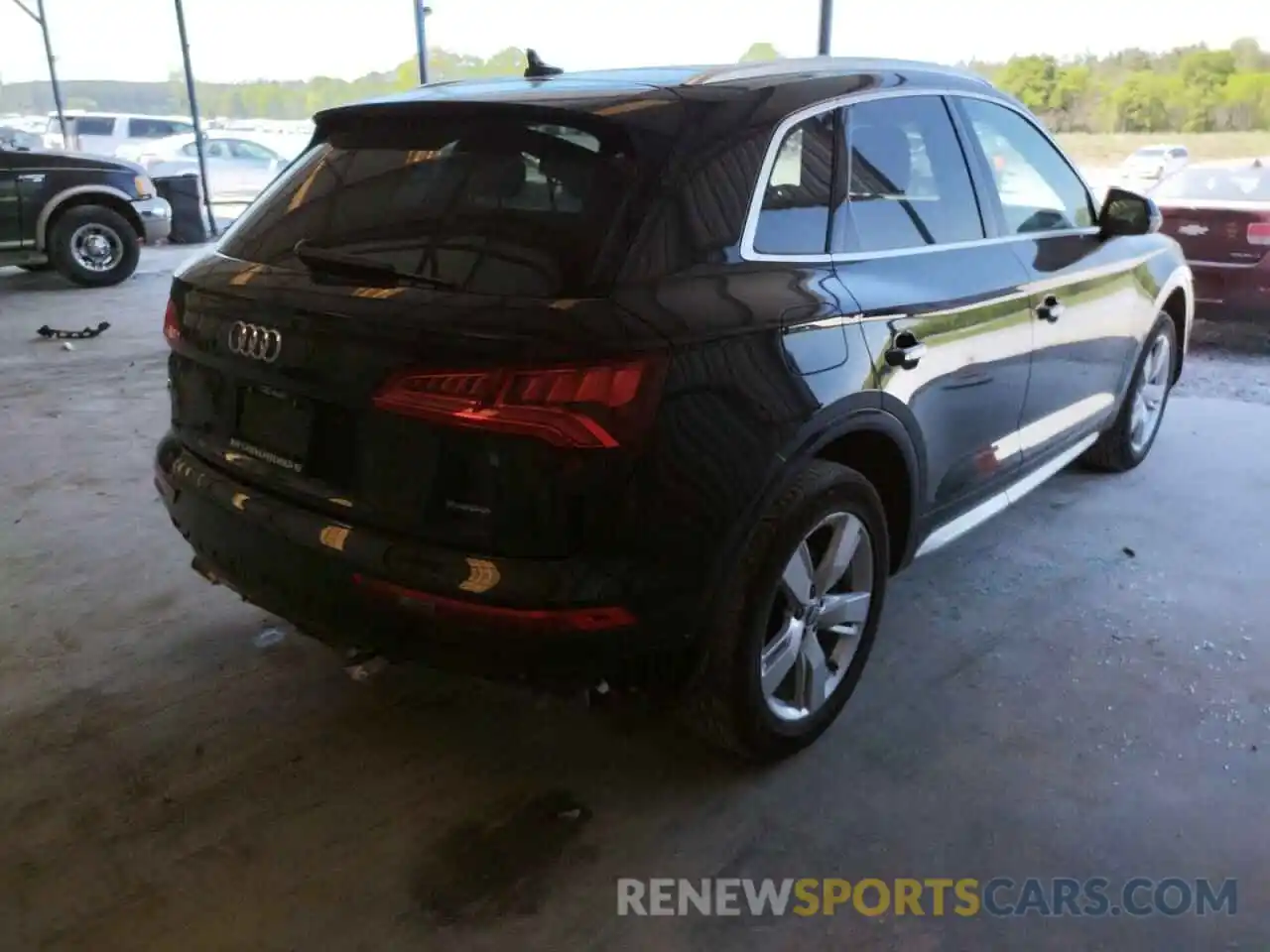 4 Фотография поврежденного автомобиля WA1BNAFYXK2134786 AUDI Q5 2019