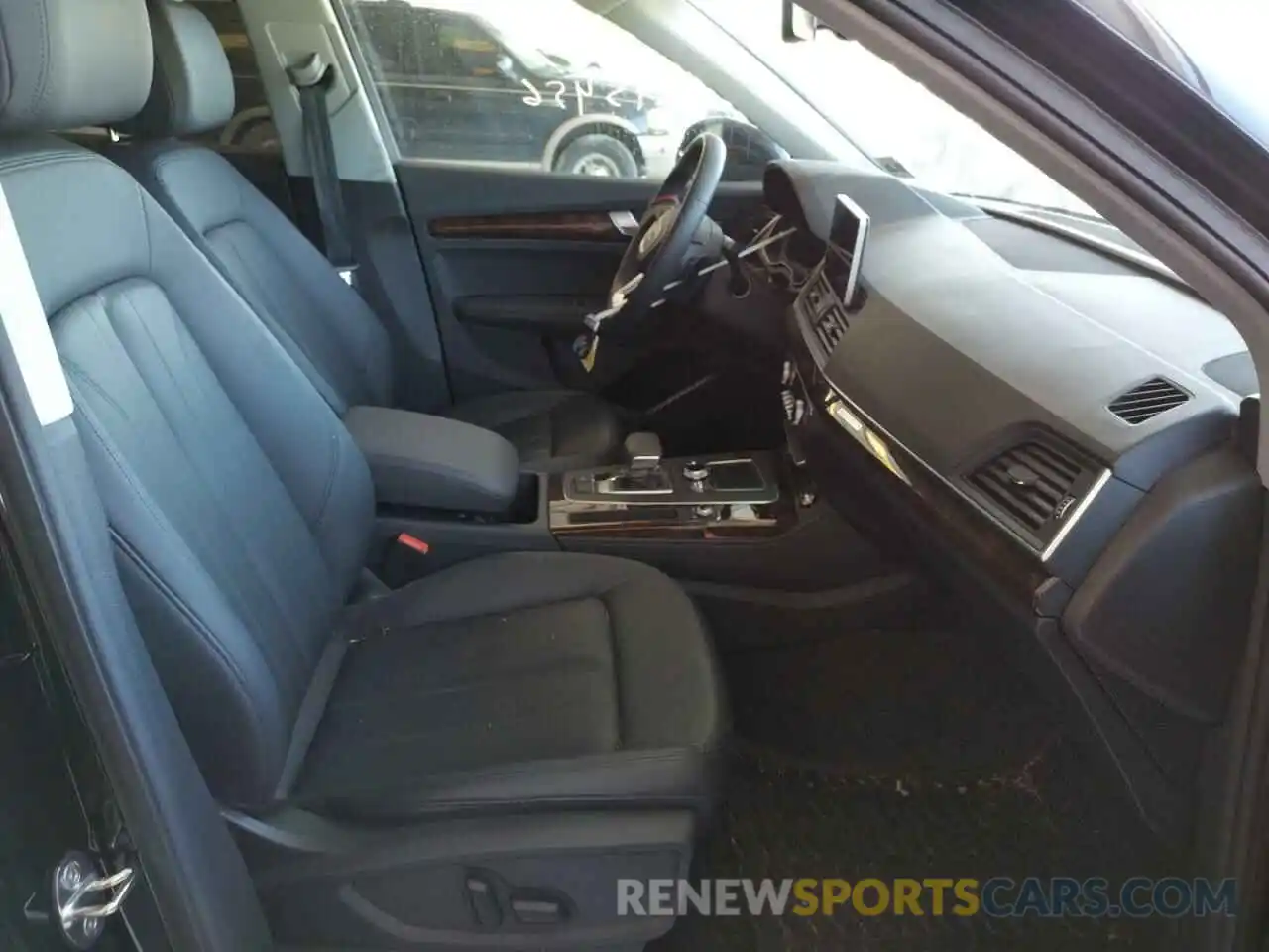 5 Photograph of a damaged car WA1BNAFYXK2134786 AUDI Q5 2019