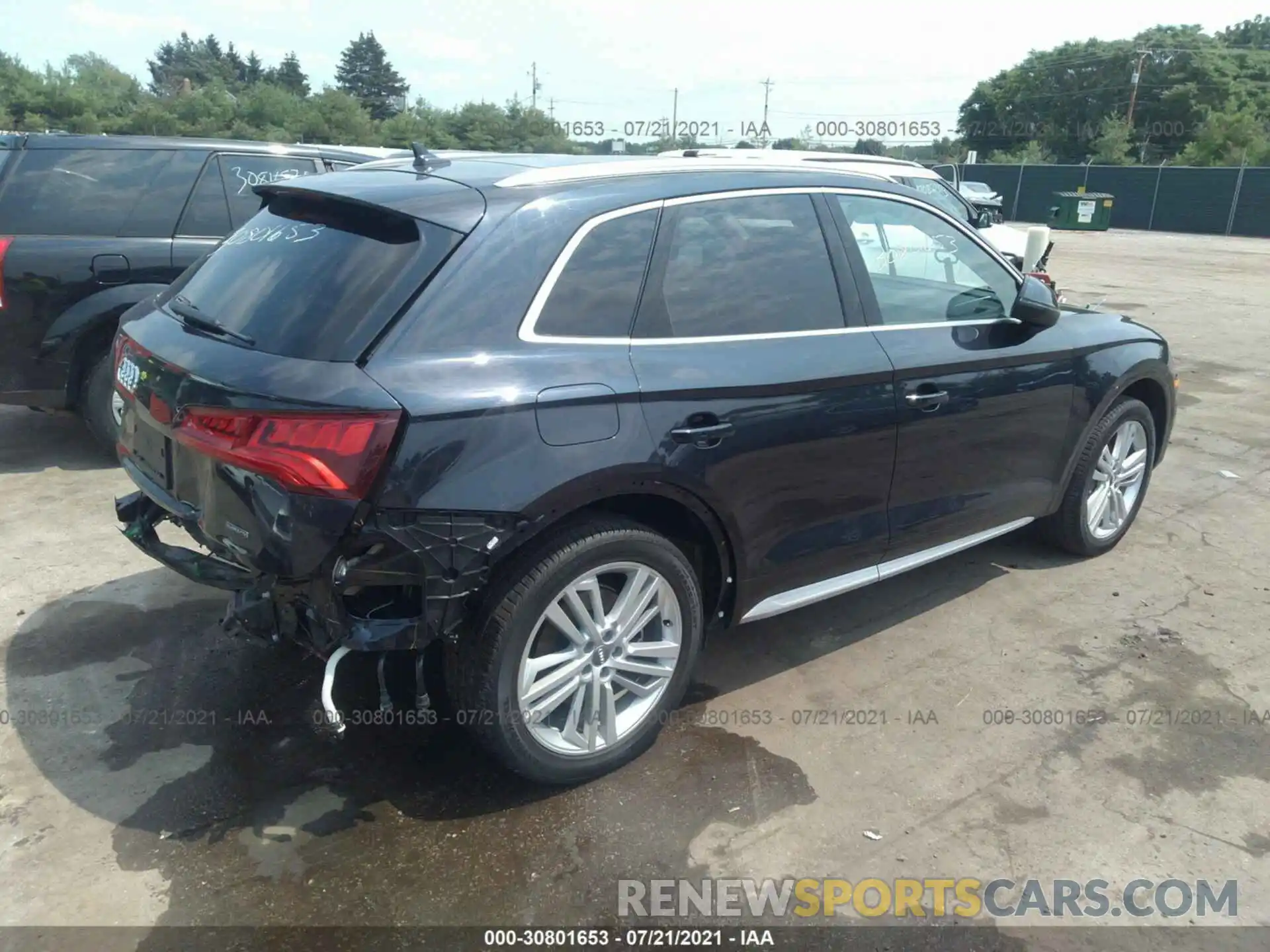 4 Фотография поврежденного автомобиля WA1BNAFYXK2135209 AUDI Q5 2019