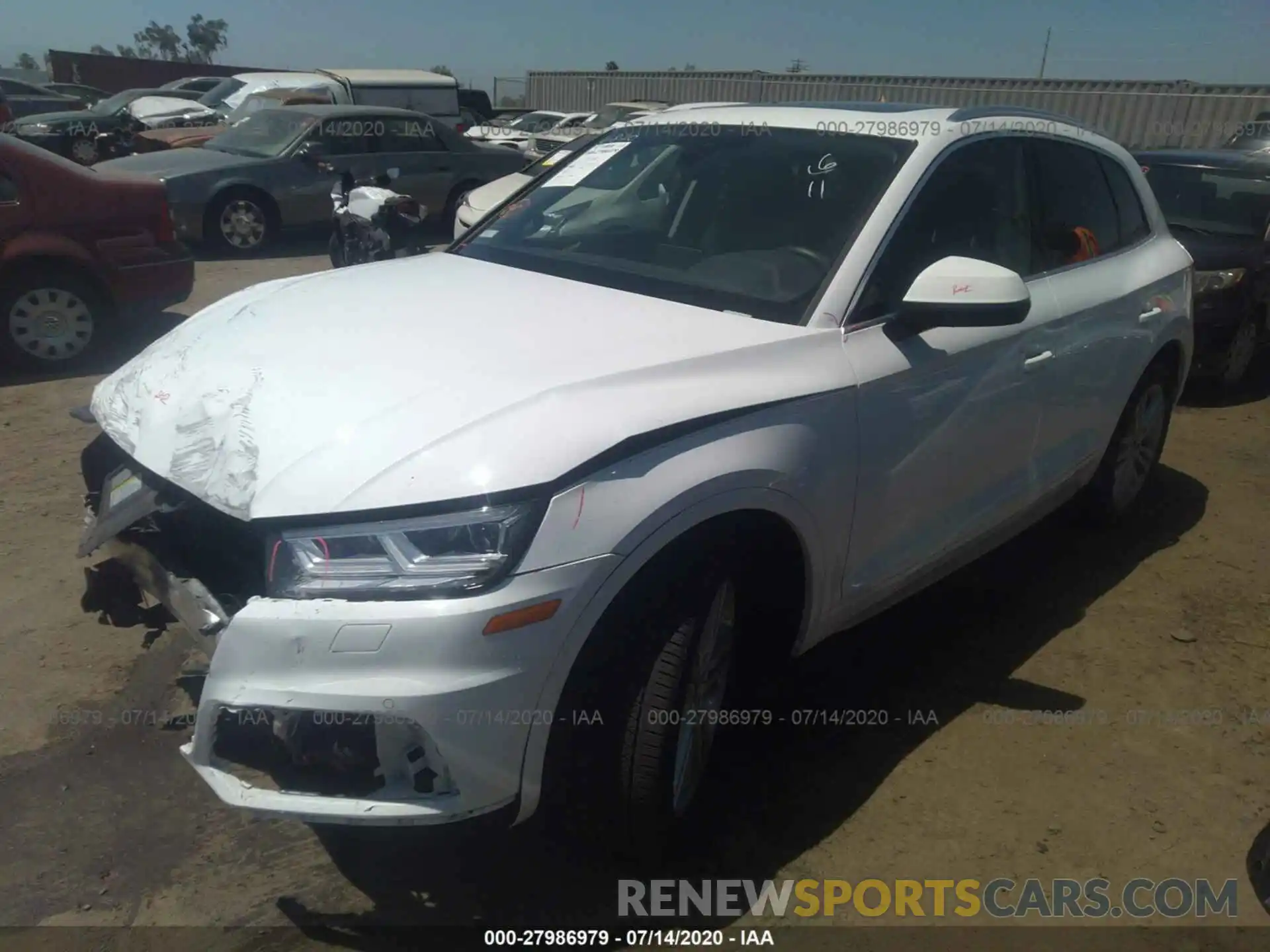 2 Фотография поврежденного автомобиля WA1BNAFYXK2143147 AUDI Q5 2019