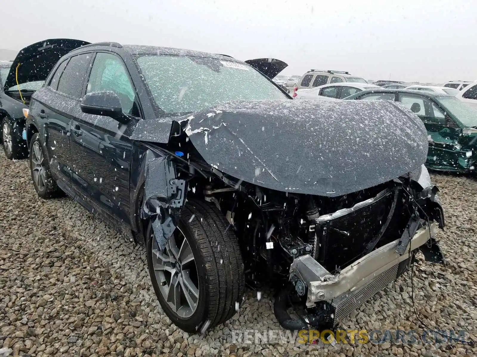 1 Photograph of a damaged car WA1BNBFY8K2091751 AUDI Q5 2019