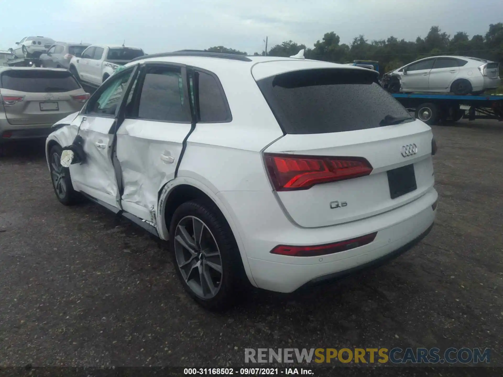 3 Фотография поврежденного автомобиля WA1BNBFYXK2025430 AUDI Q5 2019