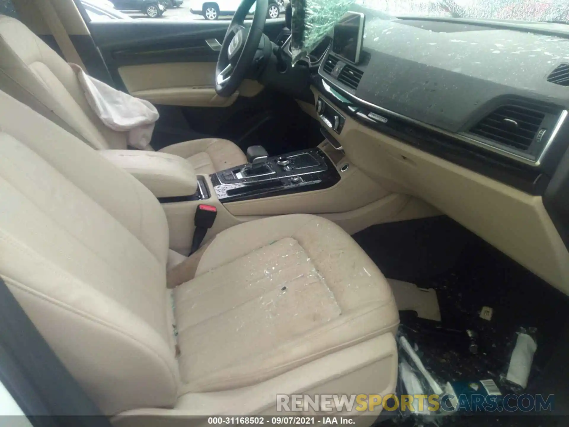 5 Photograph of a damaged car WA1BNBFYXK2025430 AUDI Q5 2019