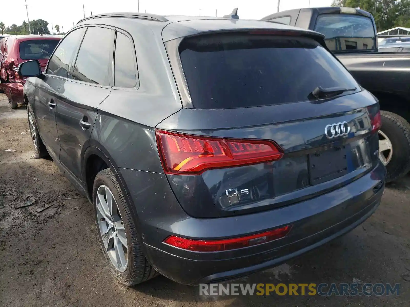 3 Фотография поврежденного автомобиля WA1CNAFY0K2018467 AUDI Q5 2019