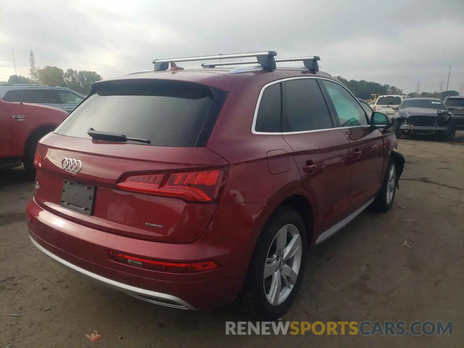 4 Photograph of a damaged car WA1CNAFY2K2131465 AUDI Q5 2019