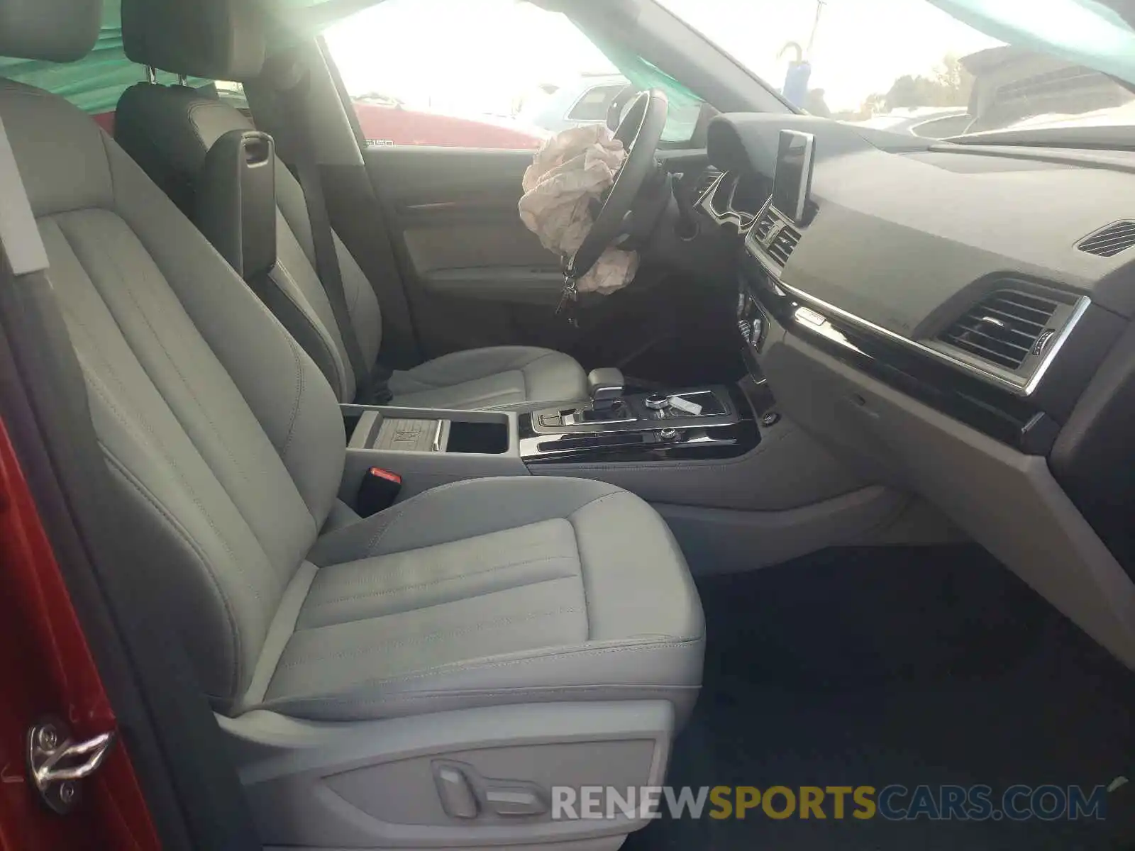 5 Photograph of a damaged car WA1CNAFY2K2131465 AUDI Q5 2019