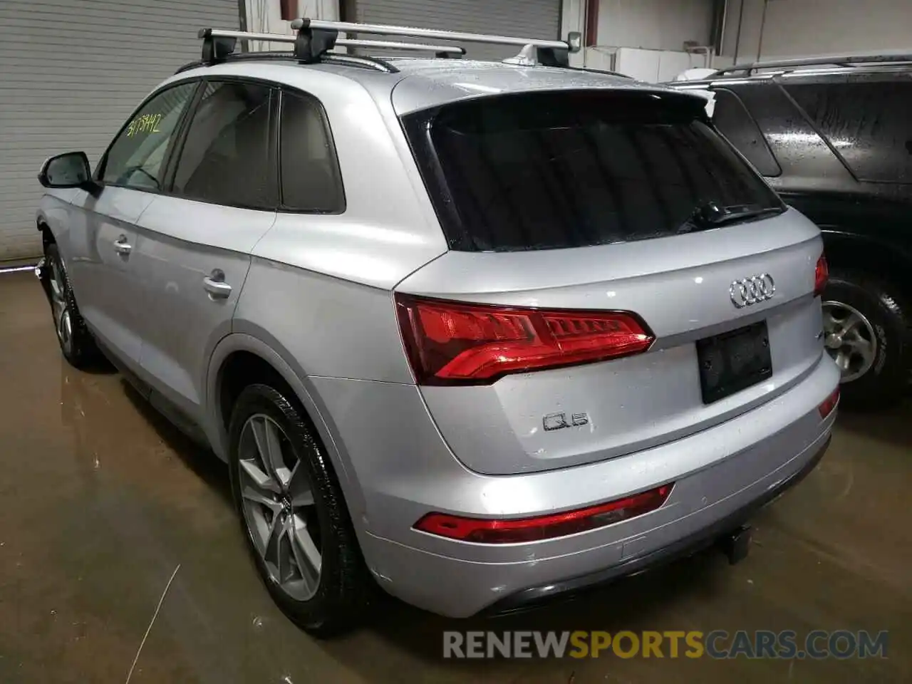 3 Фотография поврежденного автомобиля WA1CNAFY3K2027826 AUDI Q5 2019