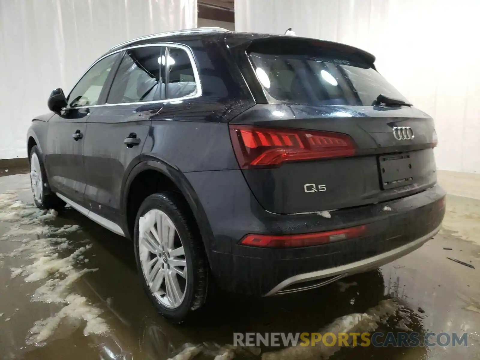 3 Фотография поврежденного автомобиля WA1CNAFY3K2086830 AUDI Q5 2019