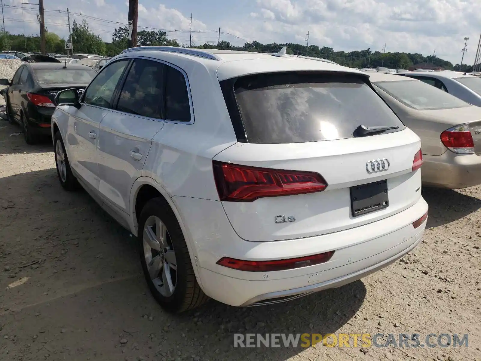 3 Фотография поврежденного автомобиля WA1CNAFY4K2017497 AUDI Q5 2019