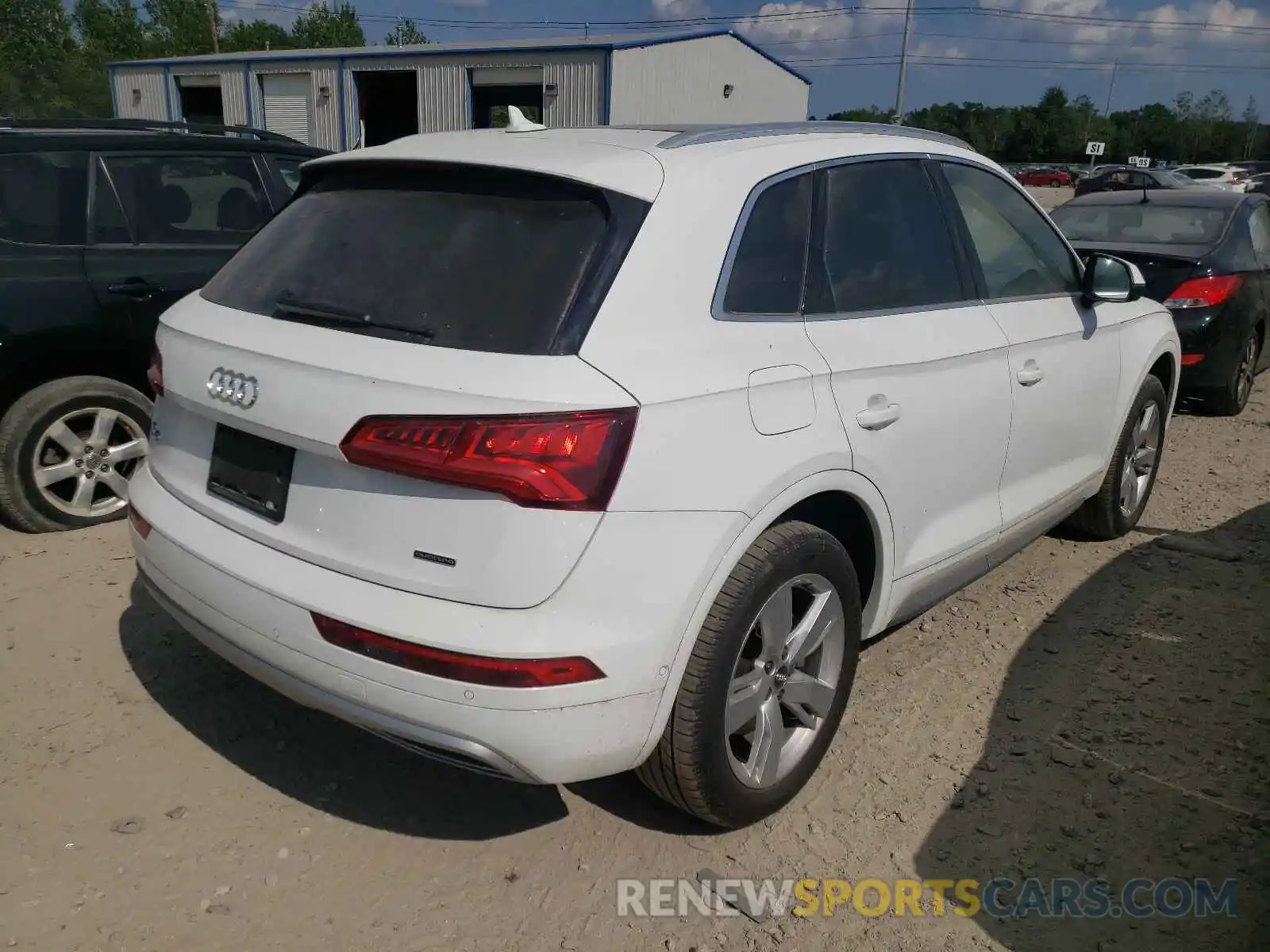 4 Photograph of a damaged car WA1CNAFY4K2017497 AUDI Q5 2019