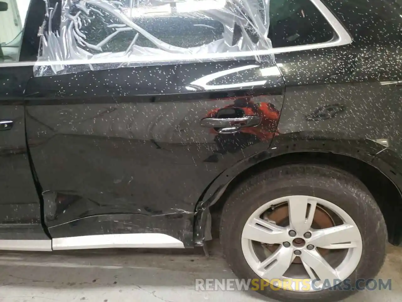 9 Photograph of a damaged car WA1CNAFY4K2095181 AUDI Q5 2019