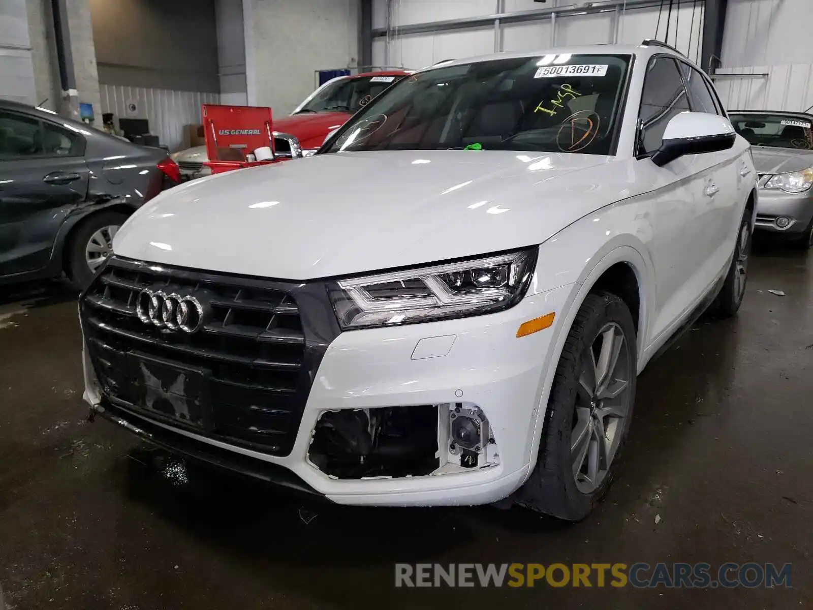 2 Photograph of a damaged car WA1CNAFY5K2033658 AUDI Q5 2019