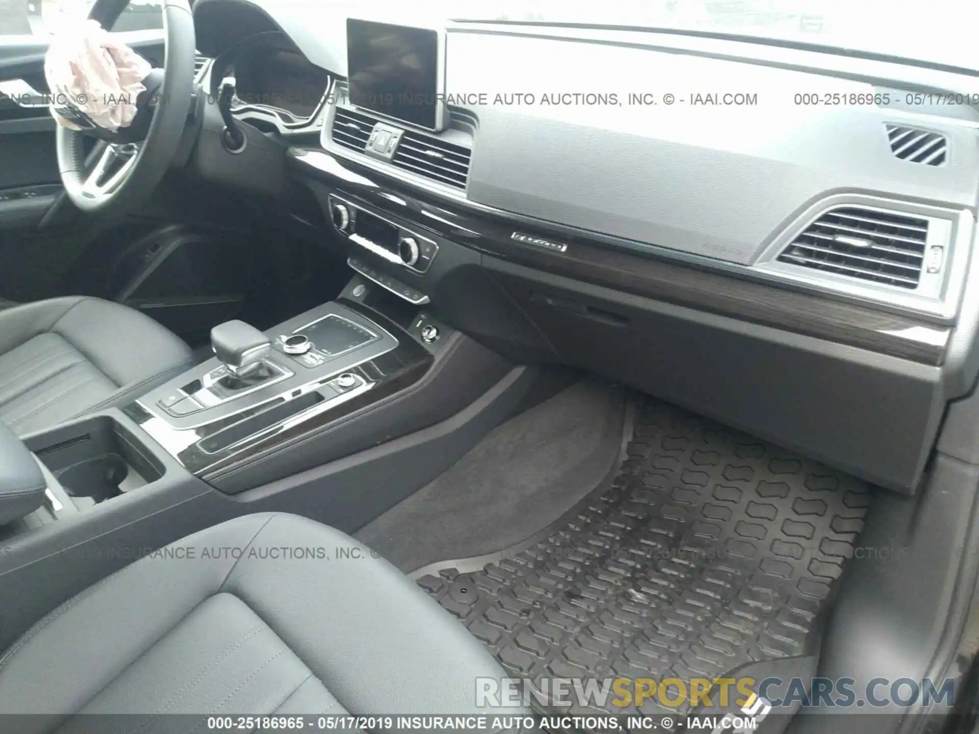 5 Photograph of a damaged car WA1CNAFY6K2023172 AUDI Q5 2019