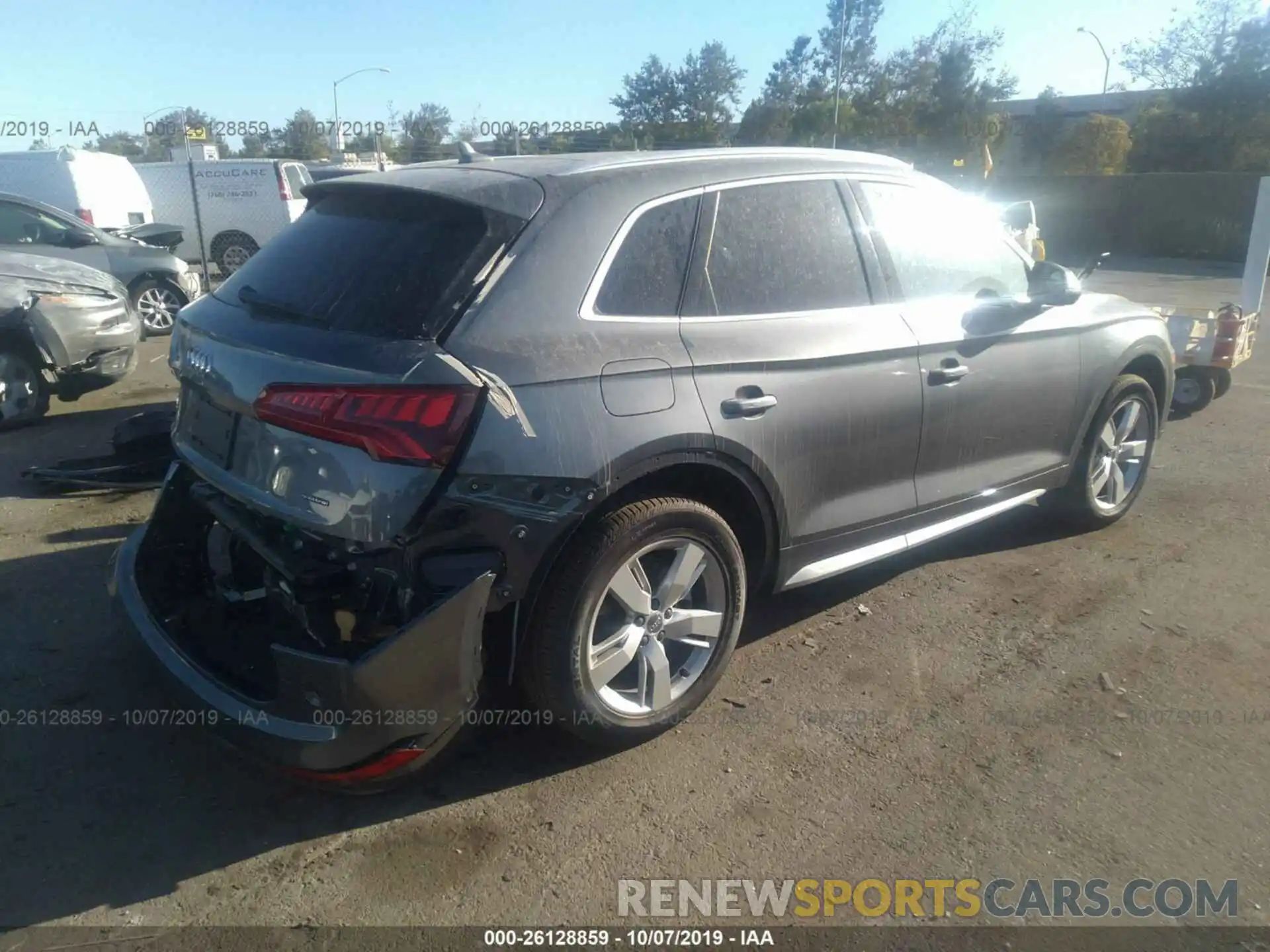 4 Photograph of a damaged car WA1CNAFY6K2089186 AUDI Q5 2019